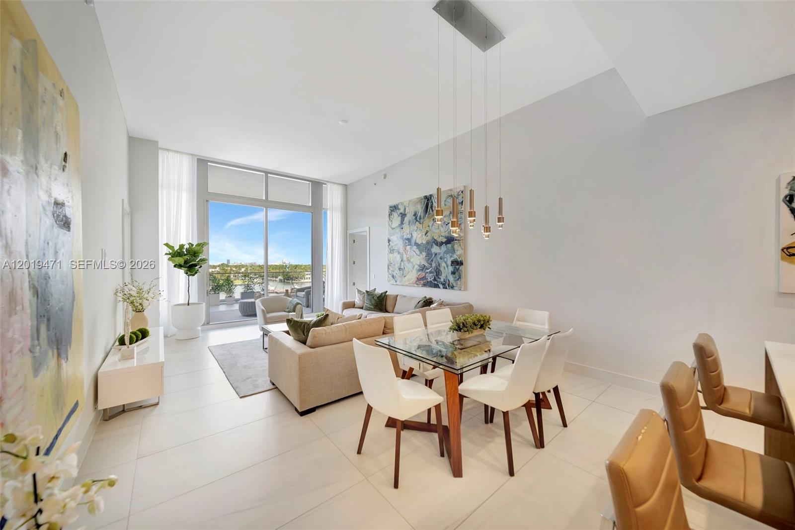 153 N Seabreeze #403 Fort Lauderdale, FL 33304