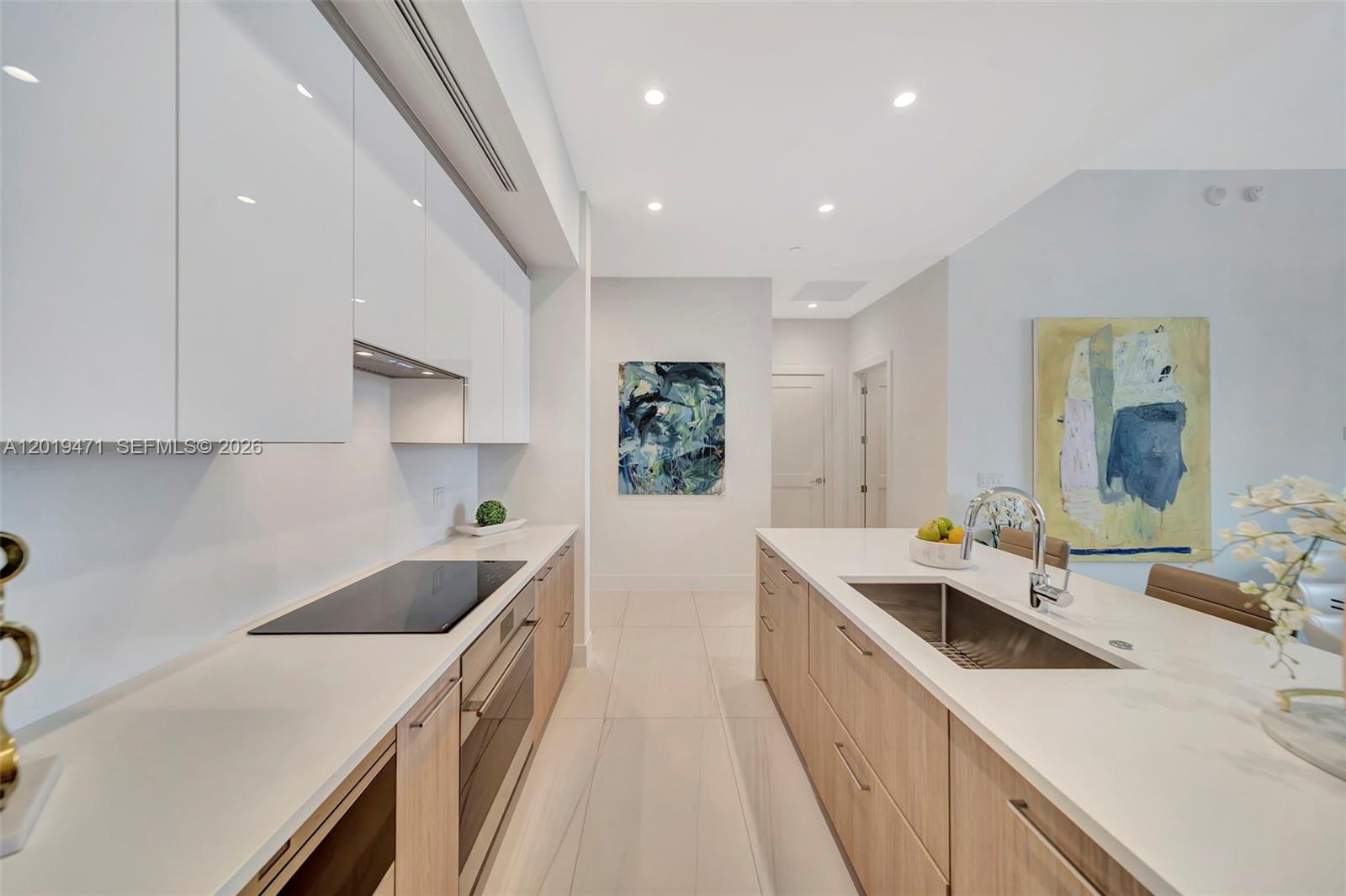153 N Seabreeze #403 Fort Lauderdale, FL 33304