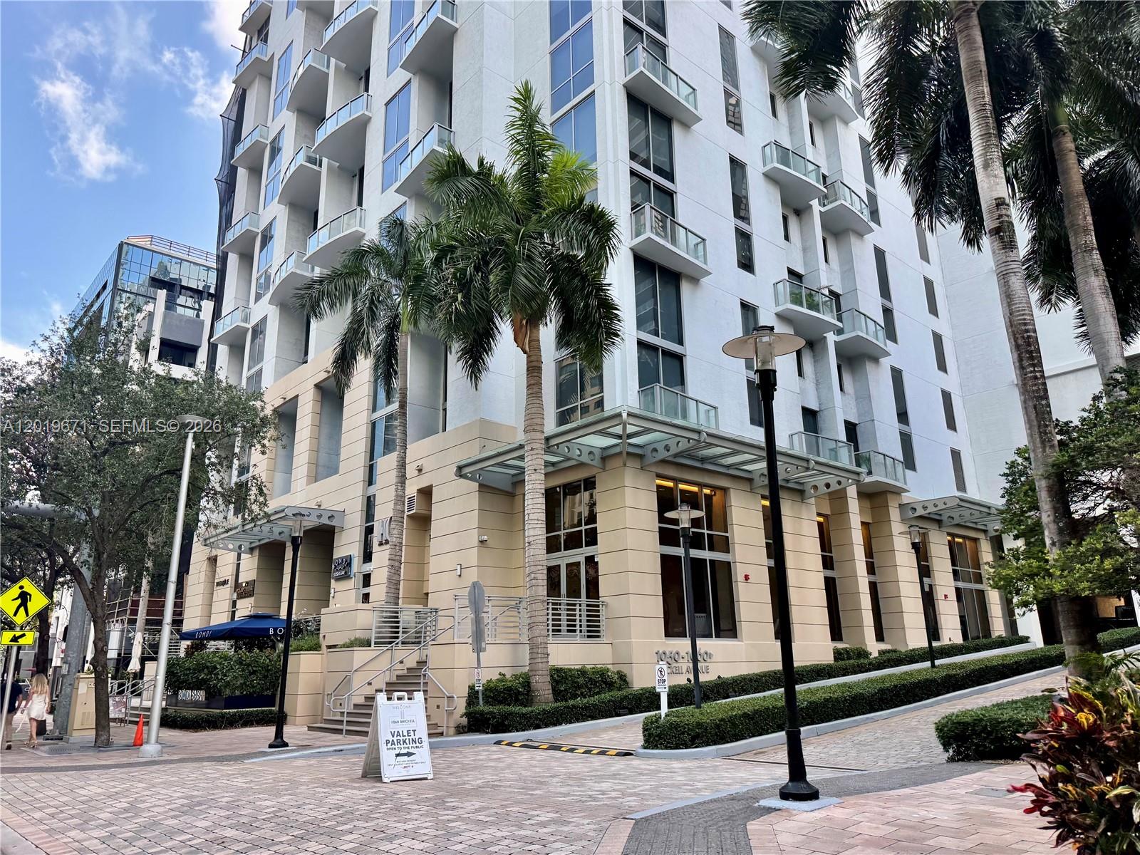 image 1060 Brickell - 10601