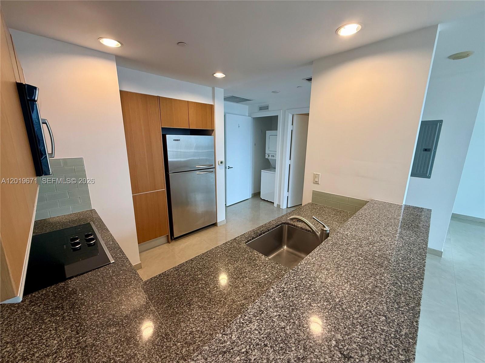 image 1060 Brickell - 10604
