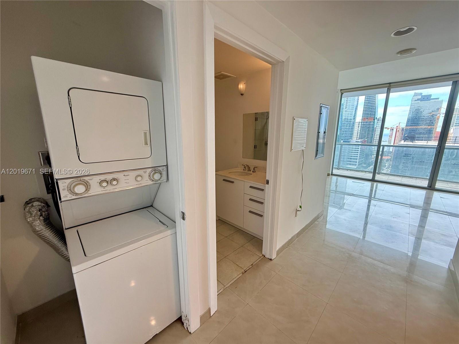 image 1060 Brickell - 10605