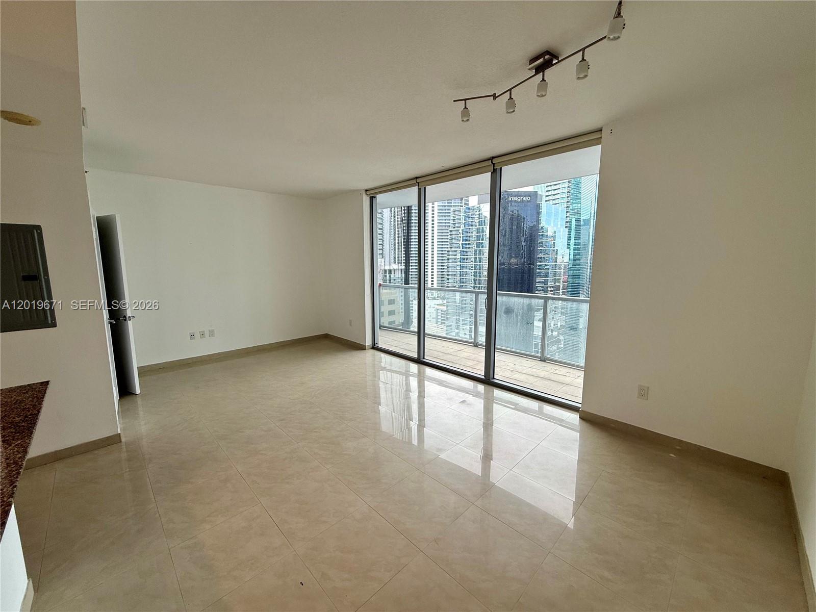image 1060 Brickell - 10606