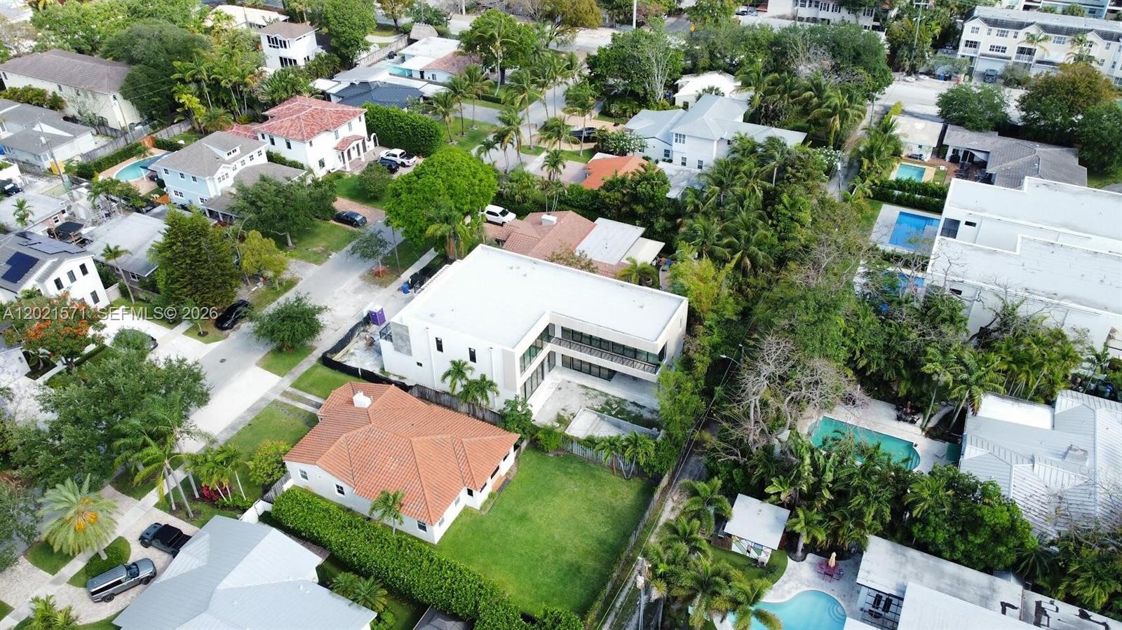 528 NE 13th Ave Fort Lauderdale, FL 33301