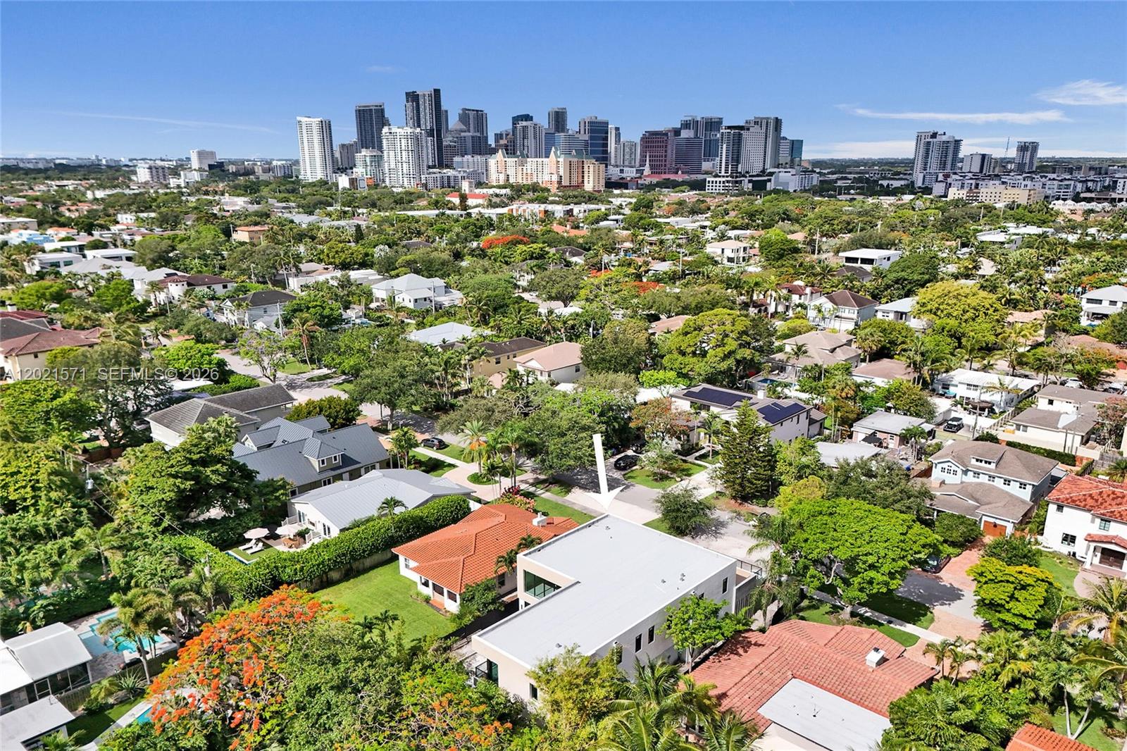 528 NE 13th Ave Fort Lauderdale, FL 33301