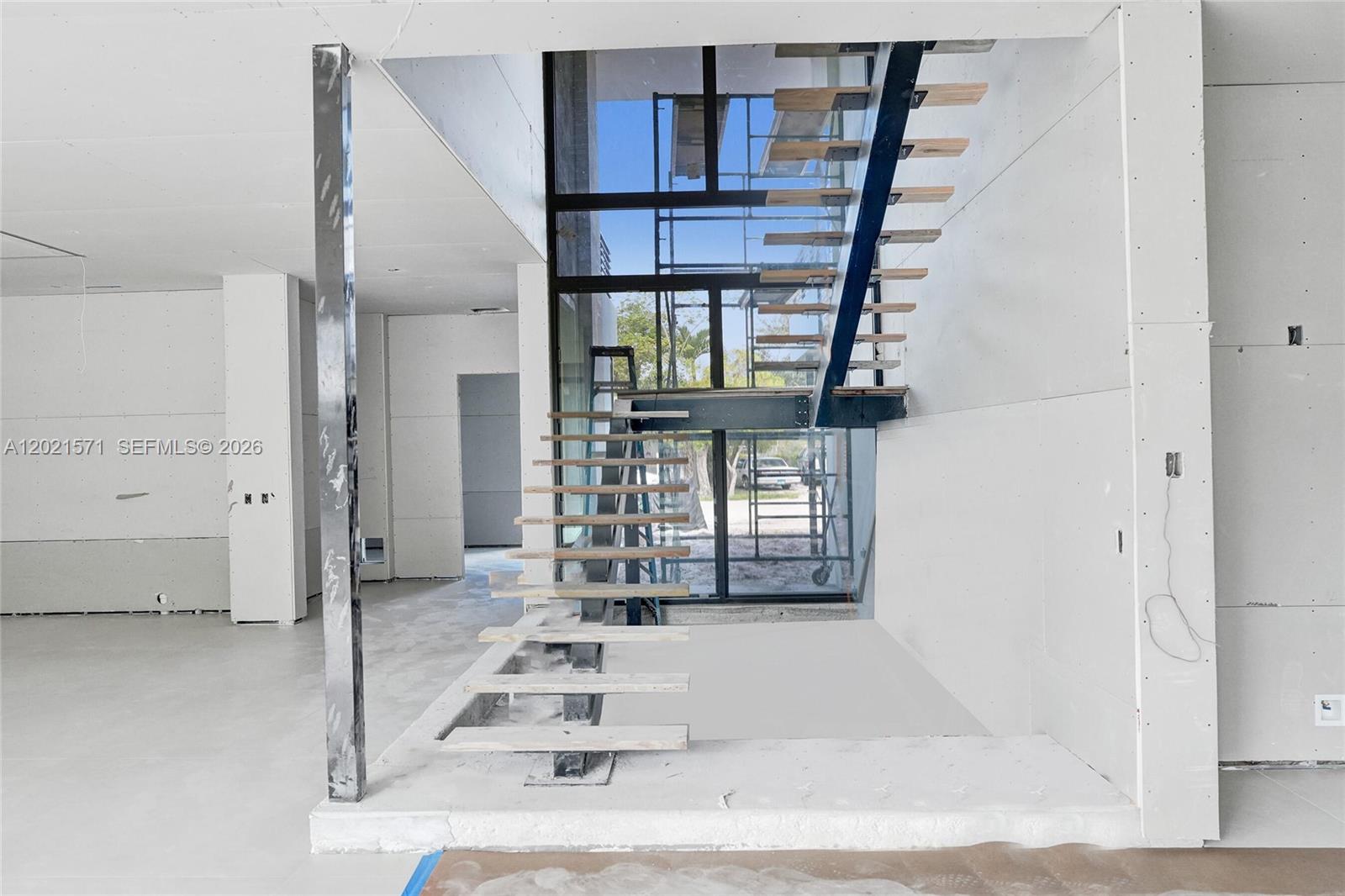528 NE 13th Ave Fort Lauderdale, FL 33301