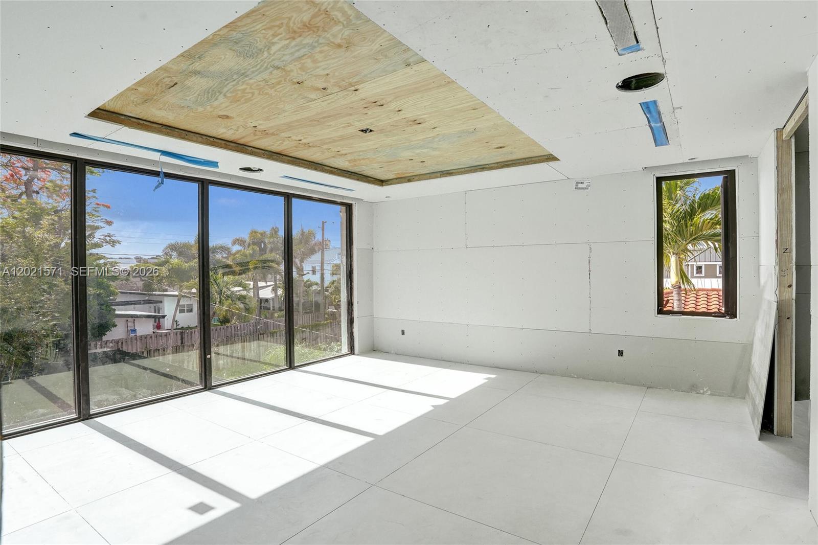 528 NE 13th Ave Fort Lauderdale, FL 33301