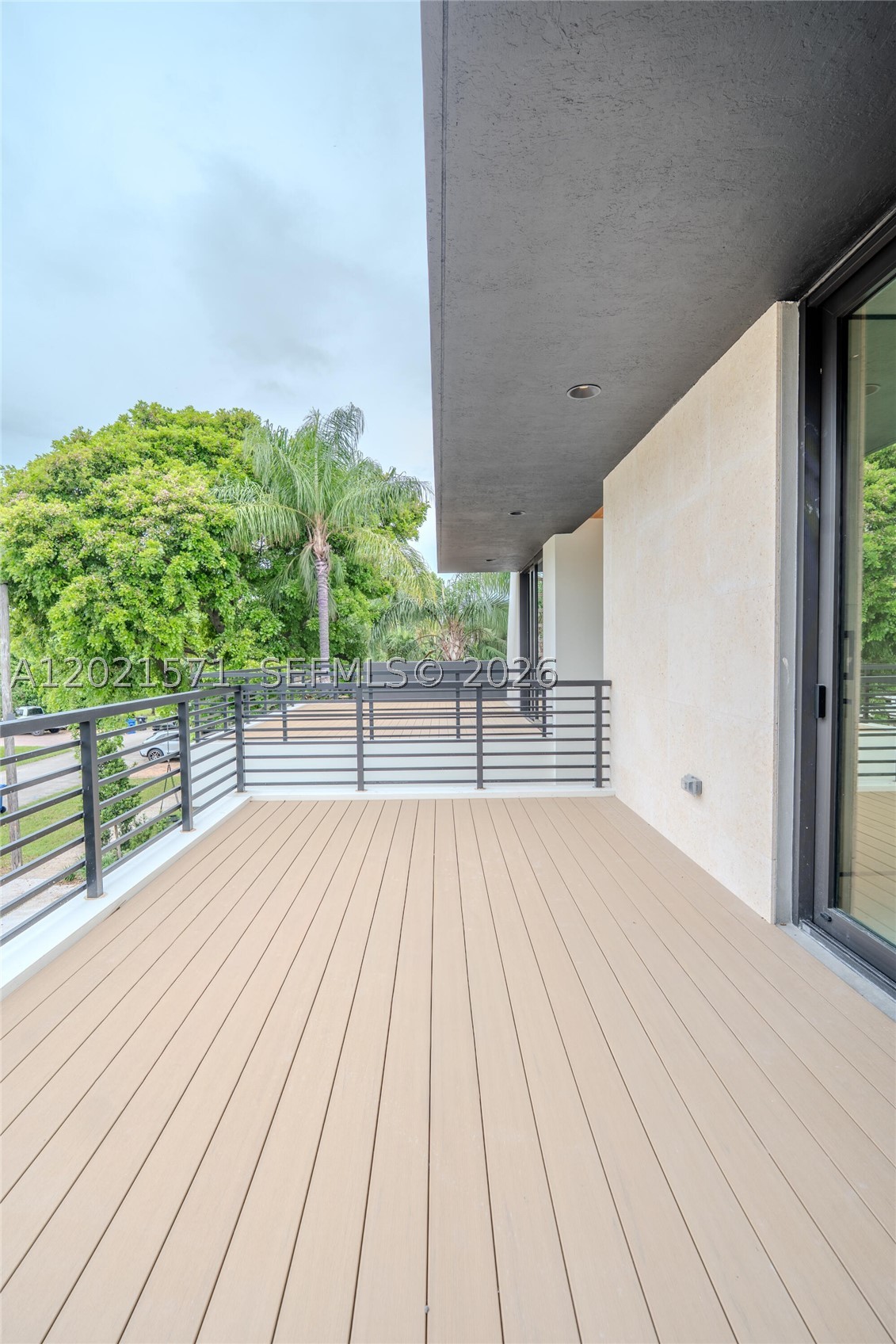 528 NE 13th Ave Fort Lauderdale, FL 33301