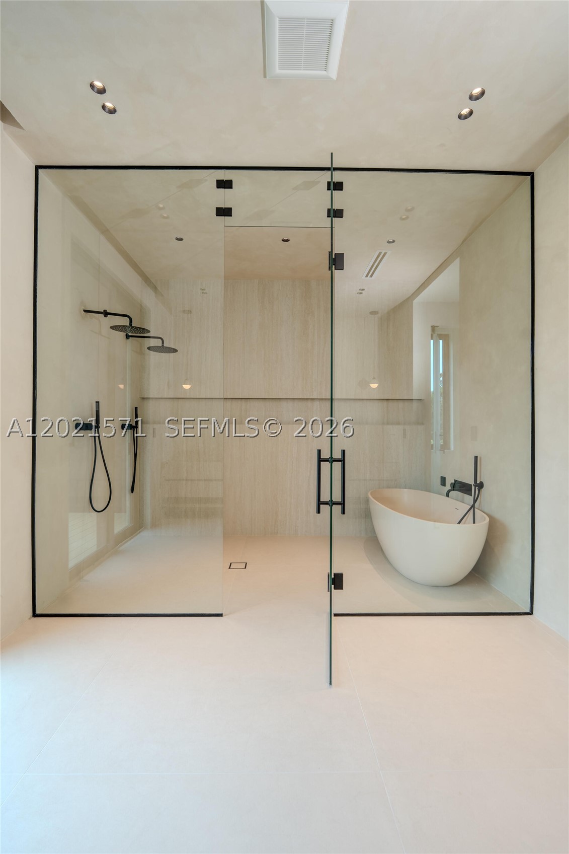 528 NE 13th Ave Fort Lauderdale, FL 33301