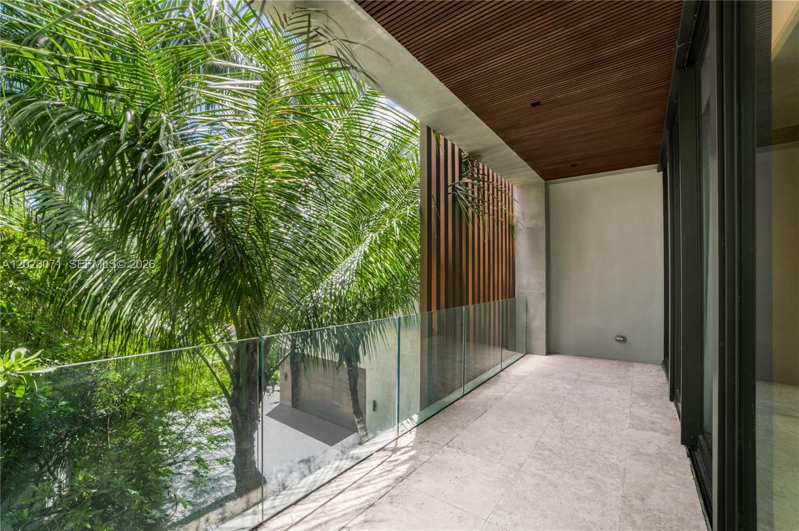 28 W Dilido Dr Miami Beach, FL 33139