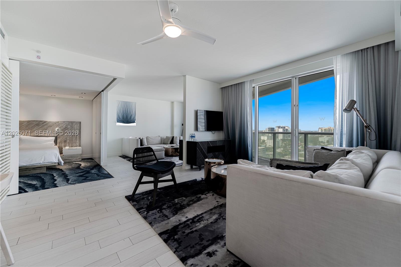 3101 Bayshore Dr #1402 Fort Lauderdale, FL 33304
