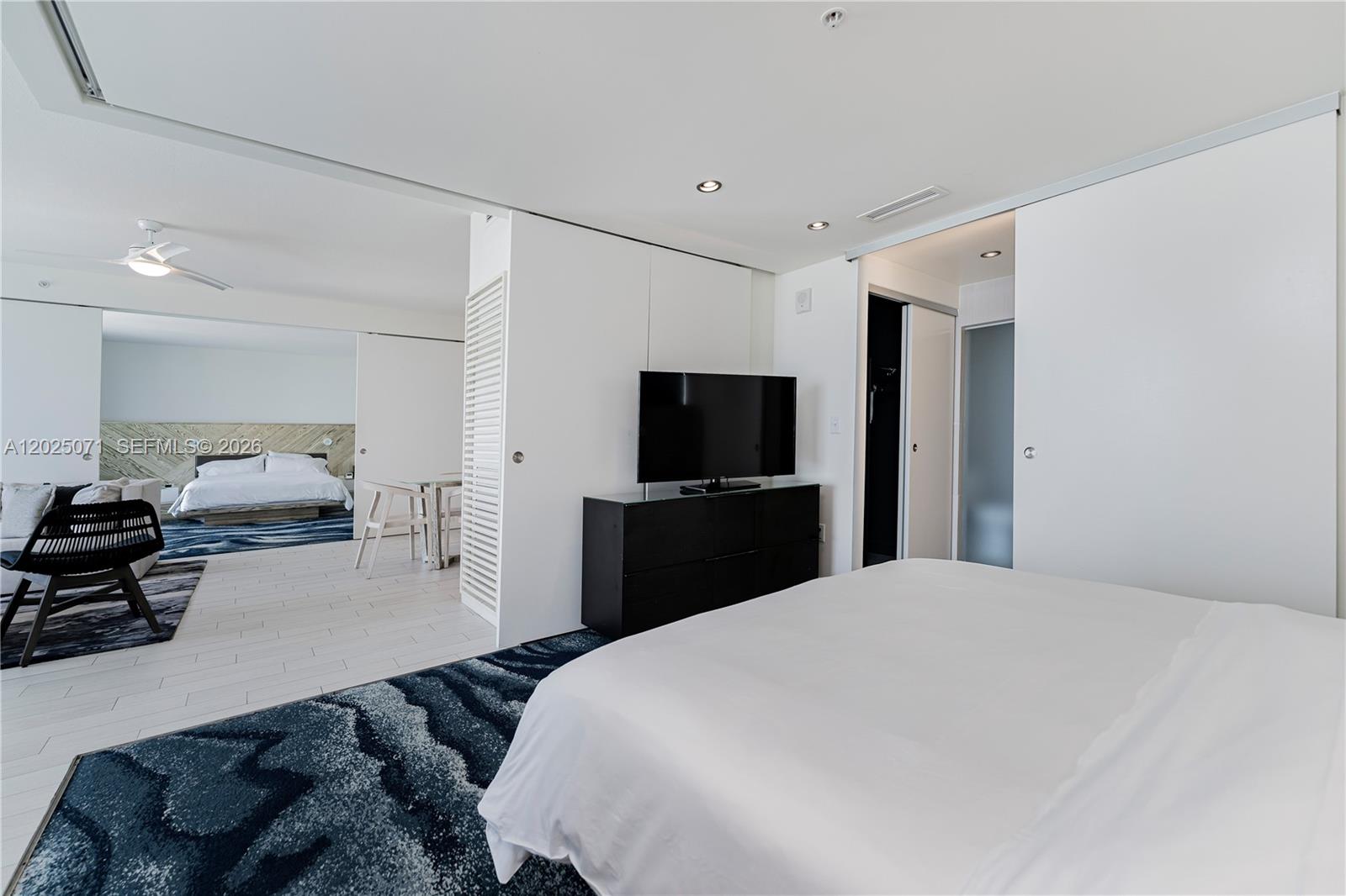 3101 Bayshore Dr #1402 Fort Lauderdale, FL 33304