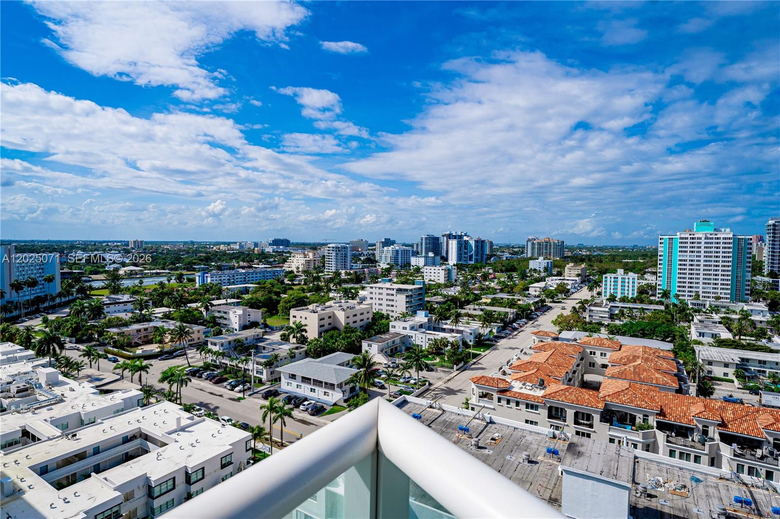 3101 Bayshore Dr #1402 Fort Lauderdale, FL 33304