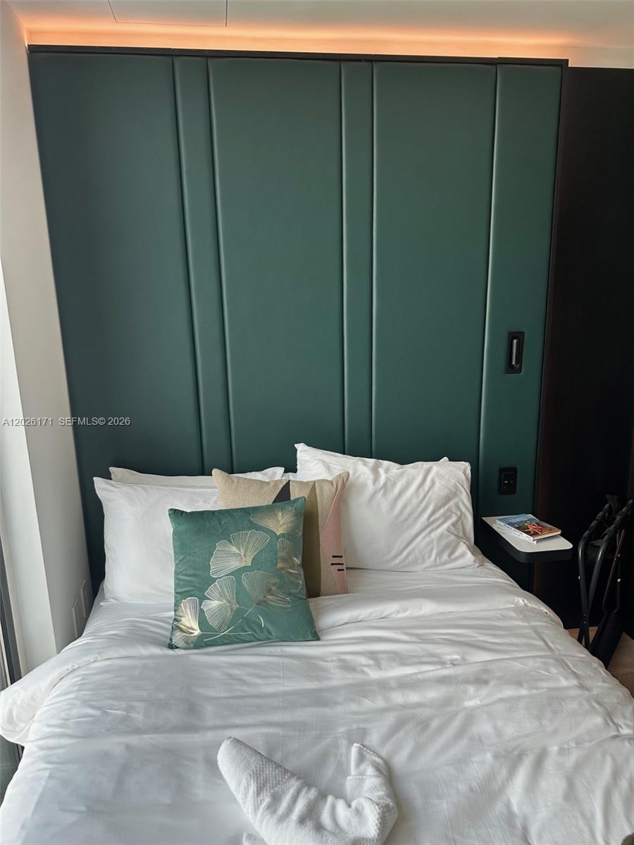 image E11EVEN Hotel & Residences7