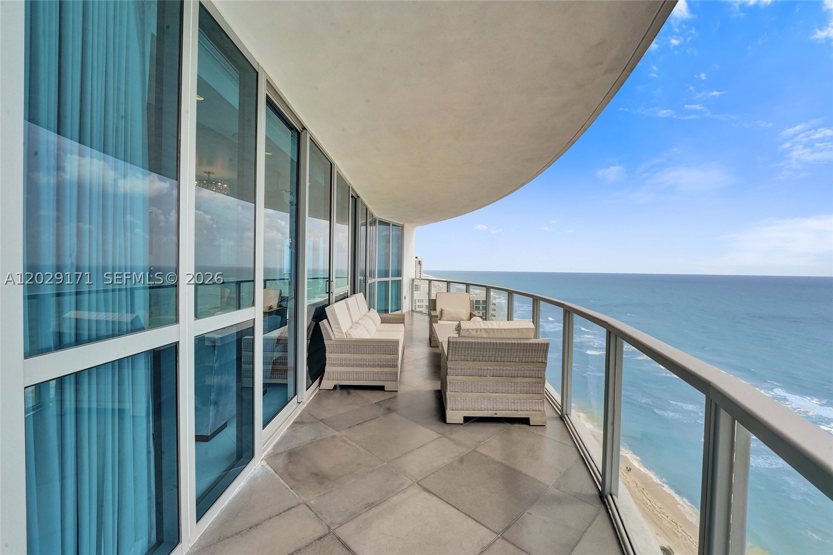 3101 S Ocean Dr #2208 Hollywood, FL 33019