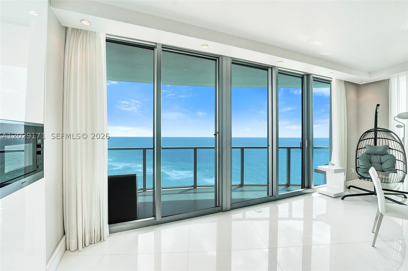 3101 S Ocean Dr #2208 Hollywood, FL 33019