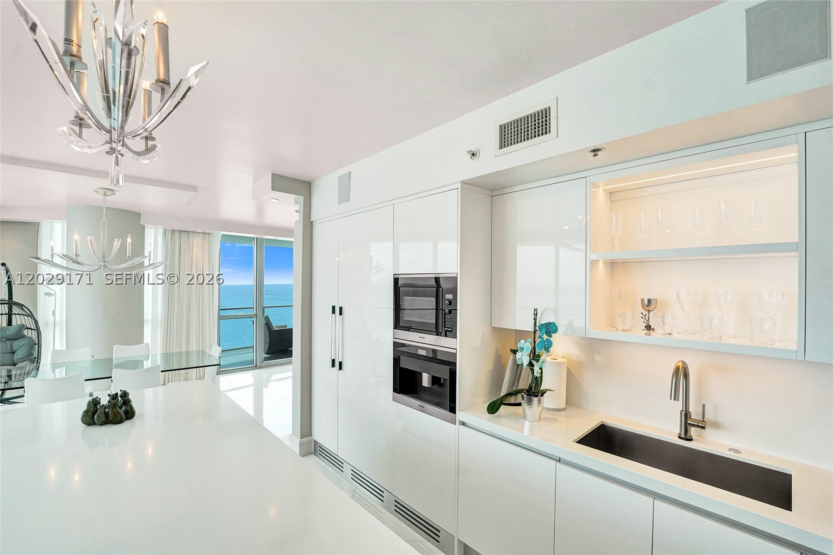 3101 S Ocean Dr #2208 Hollywood, FL 33019