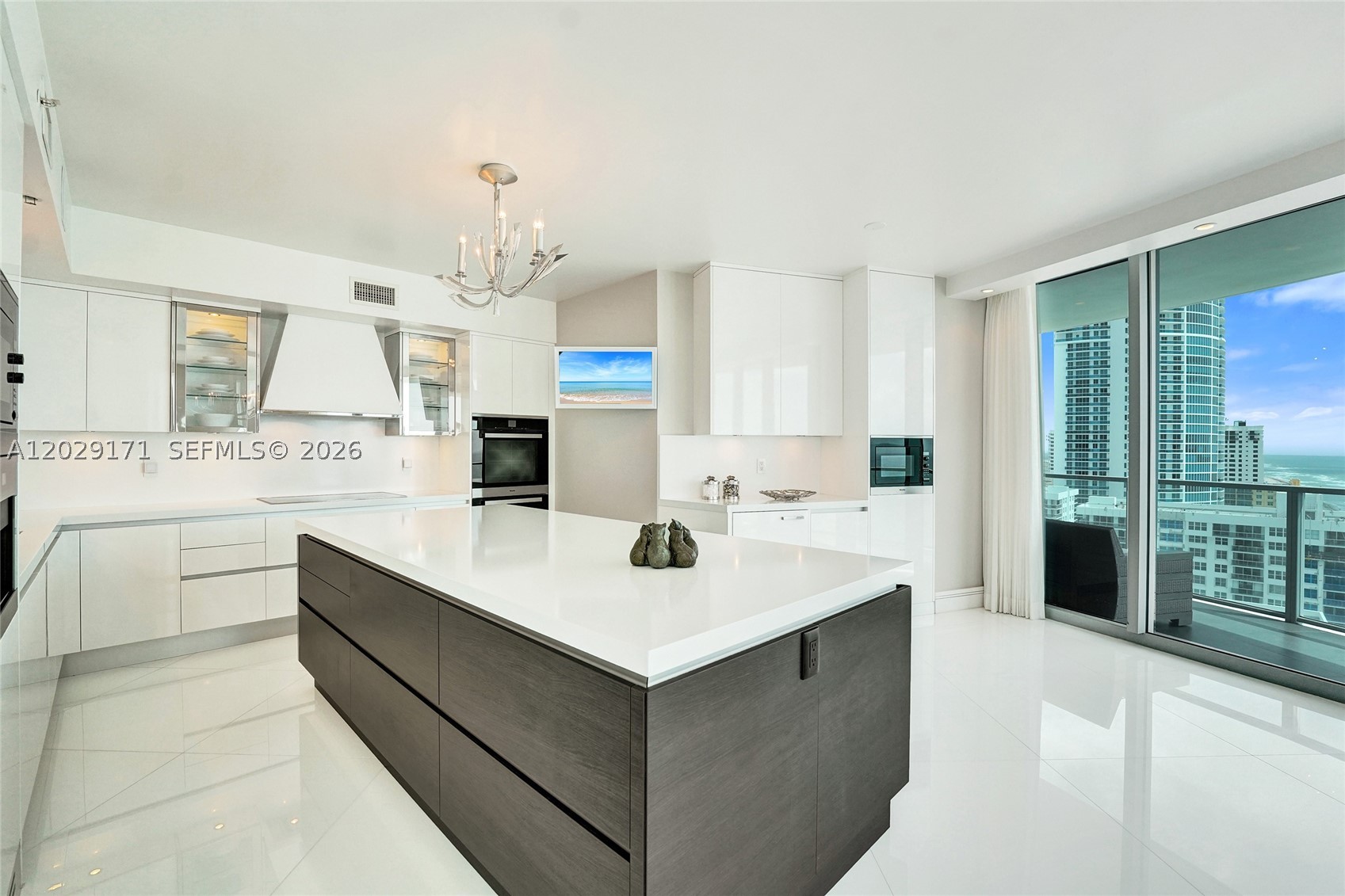 3101 S Ocean Dr #2208 Hollywood, FL 33019