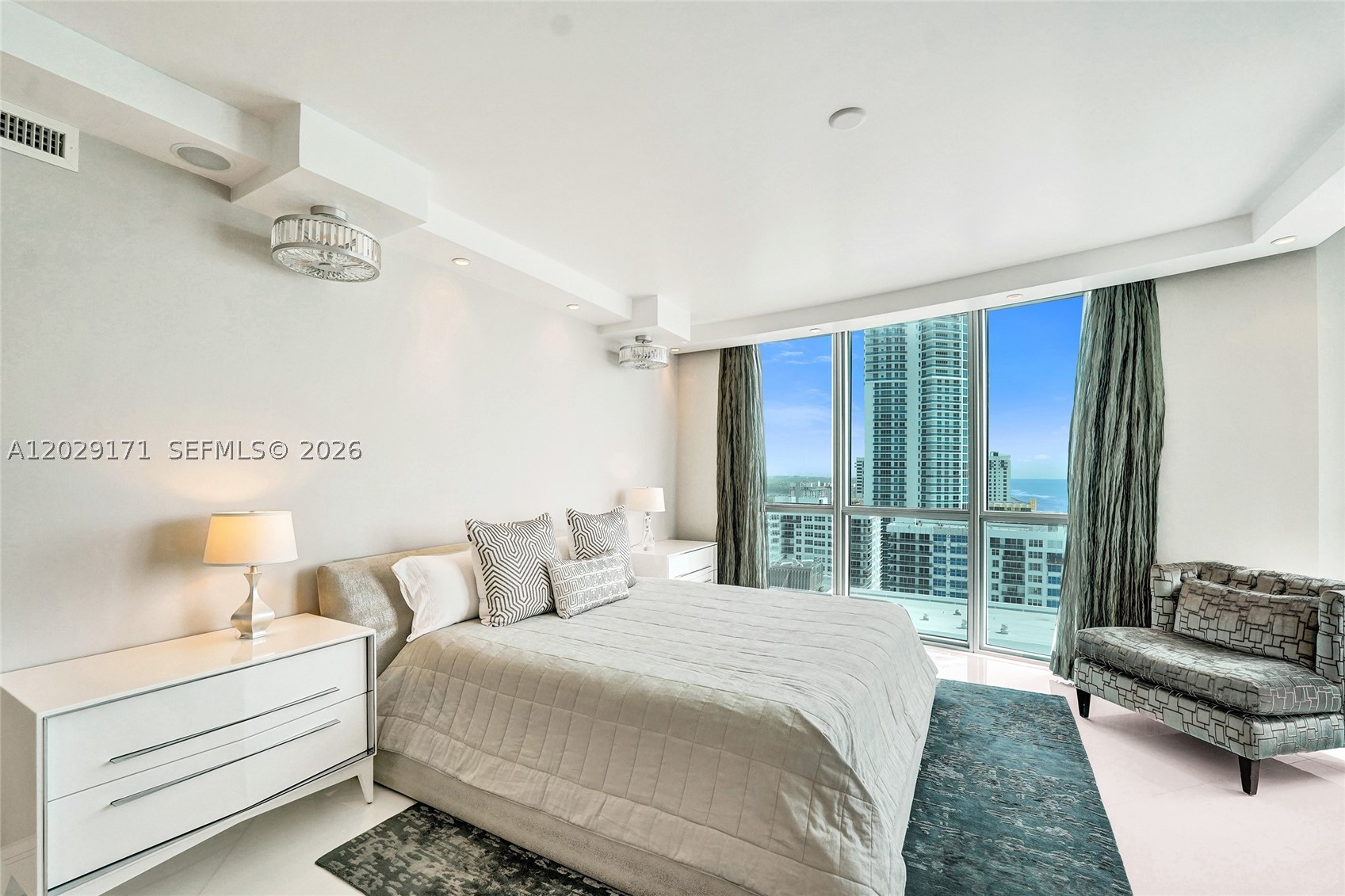 3101 S Ocean Dr #2208 Hollywood, FL 33019