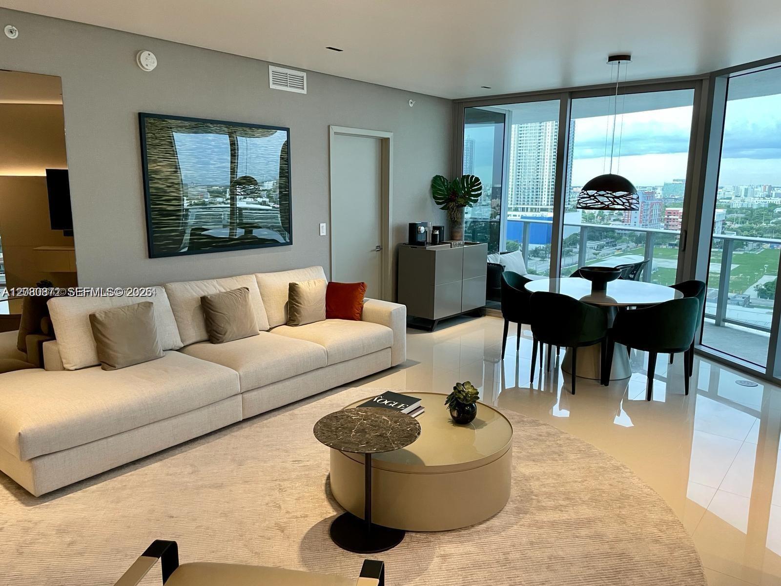 image Aria on the Bay1