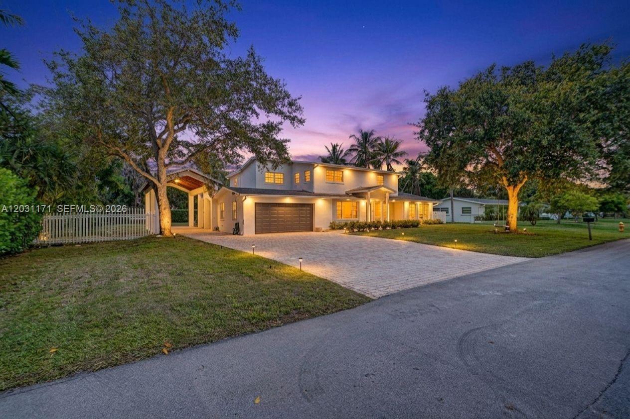 8320 SW 161st Palmetto Bay, FL 33157
