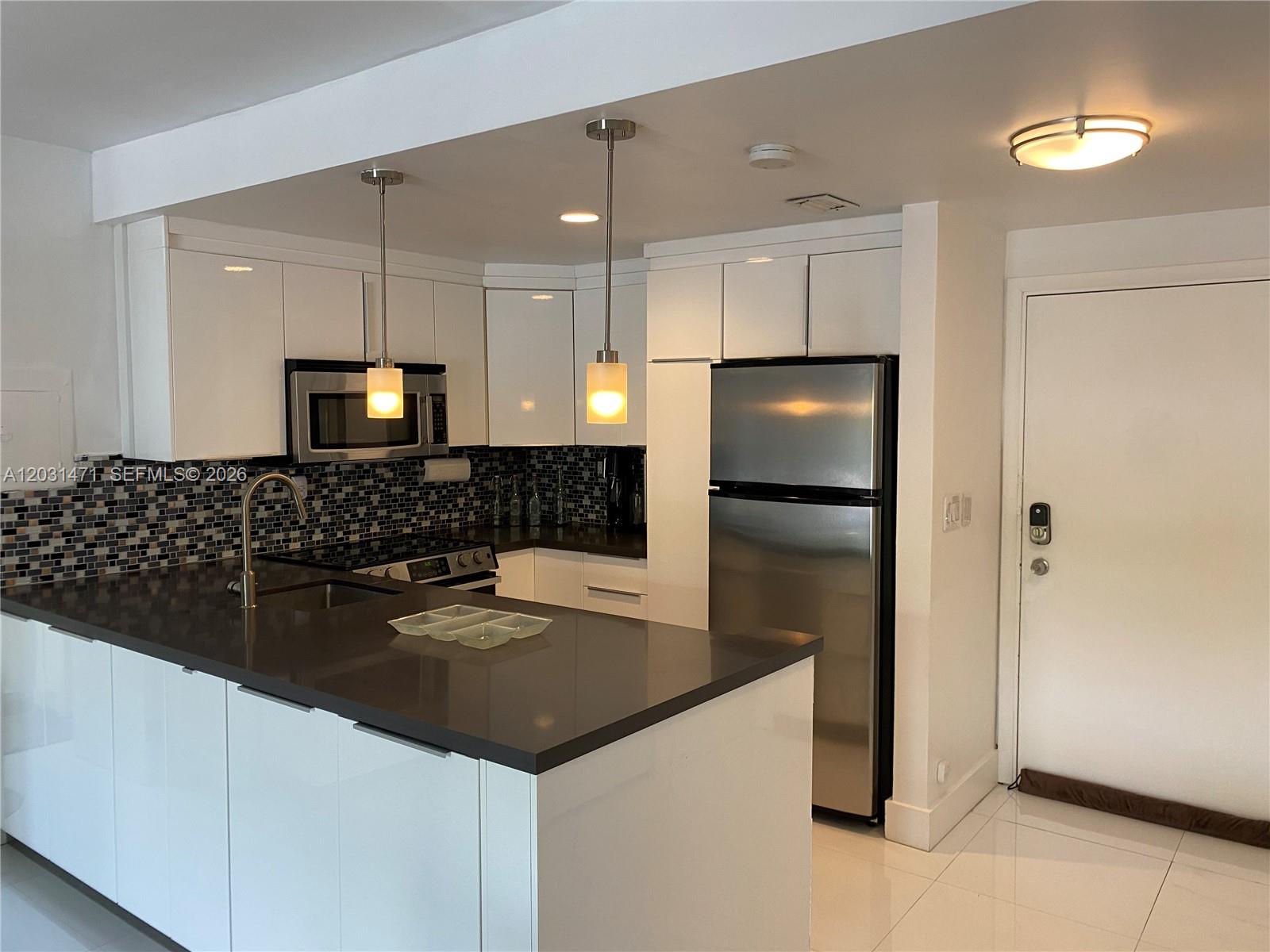 1540 Meridian Ave #4K