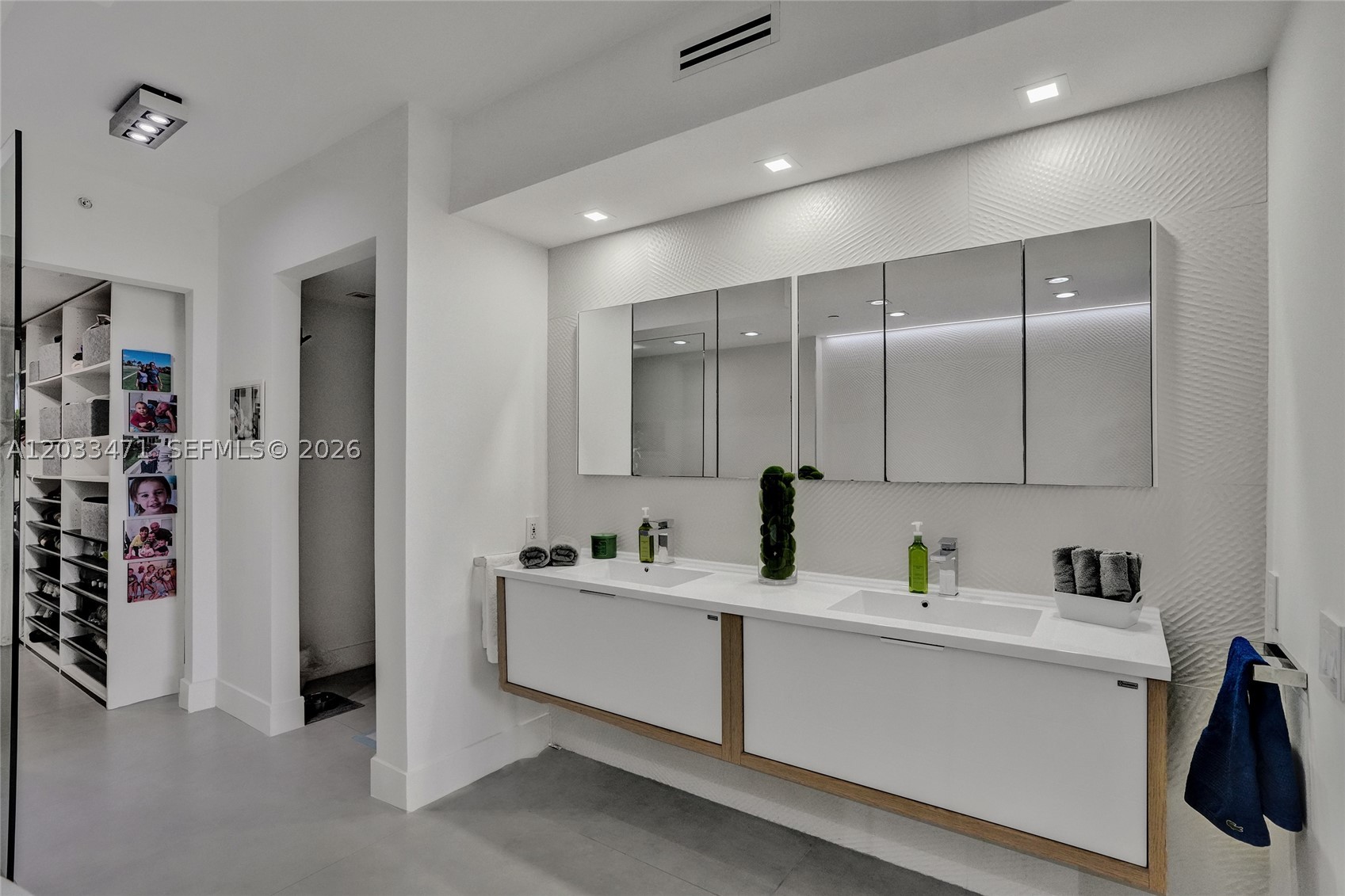 19111 Collins Ave #102 Sunny Isles Beach, FL 33160