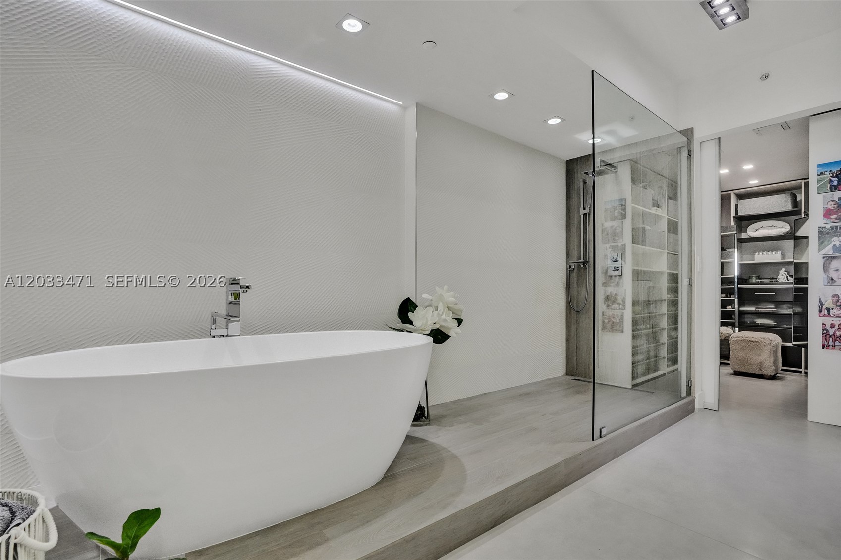 19111 Collins Ave #102 Sunny Isles Beach, FL 33160