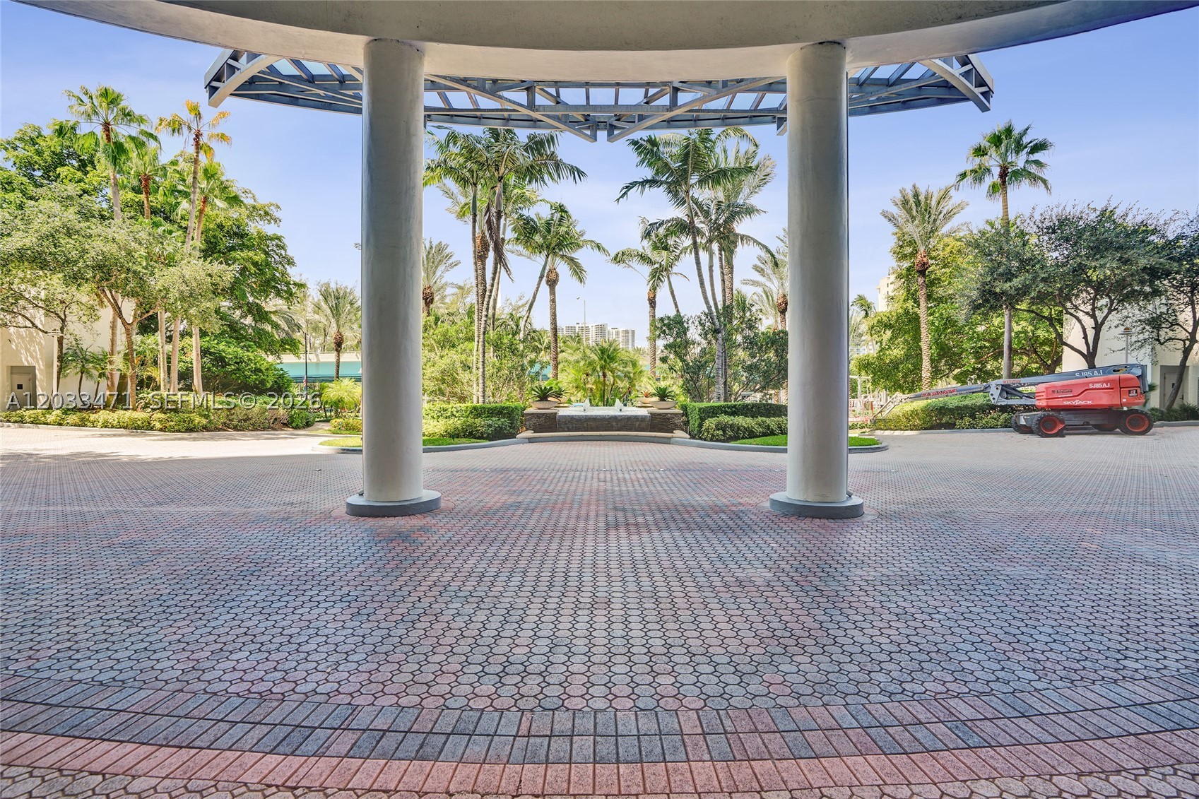 19111 Collins Ave #102 Sunny Isles Beach, FL 33160