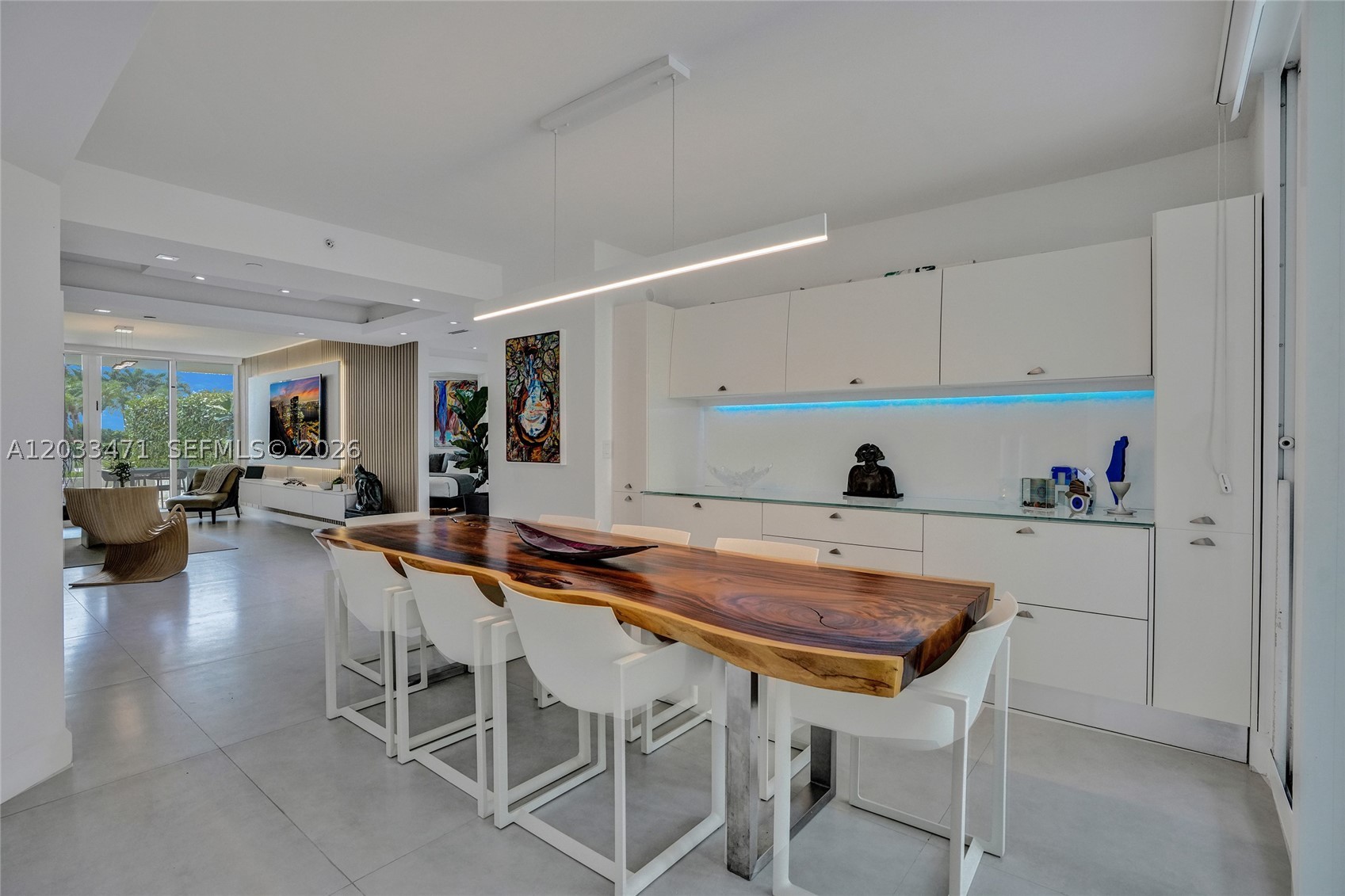 19111 Collins Ave #102 Sunny Isles Beach, FL 33160