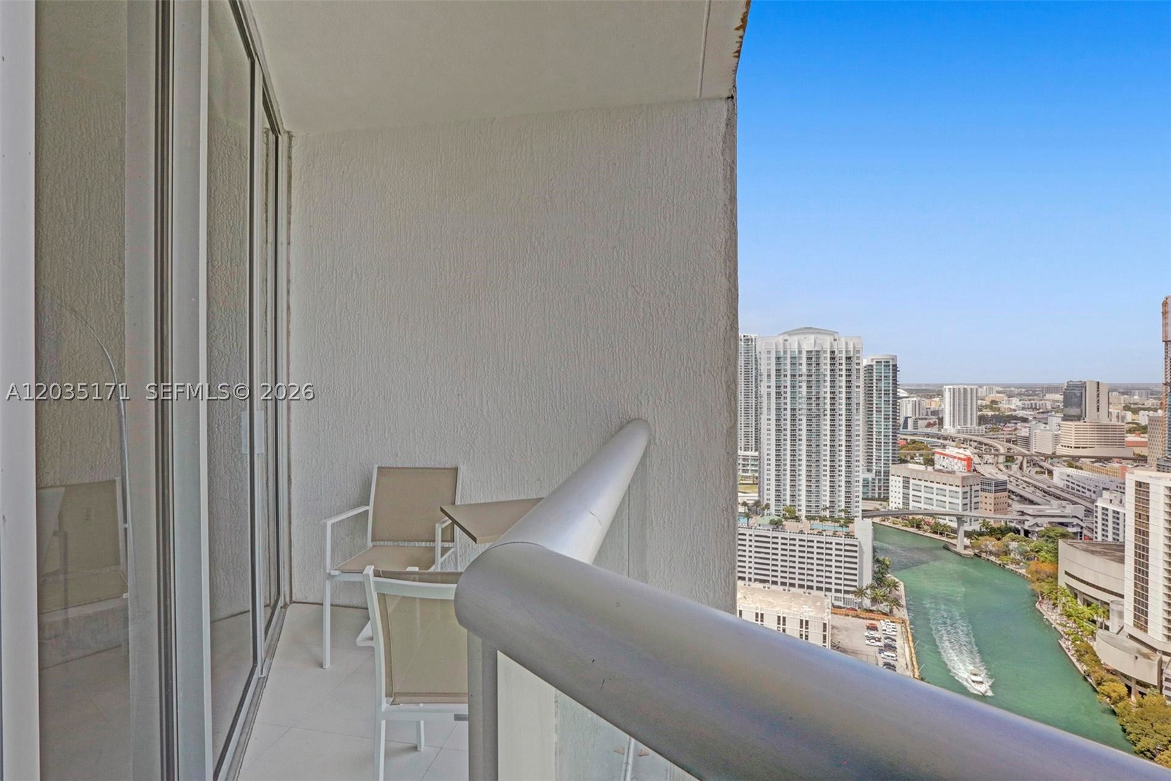 image Icon Brickell I12