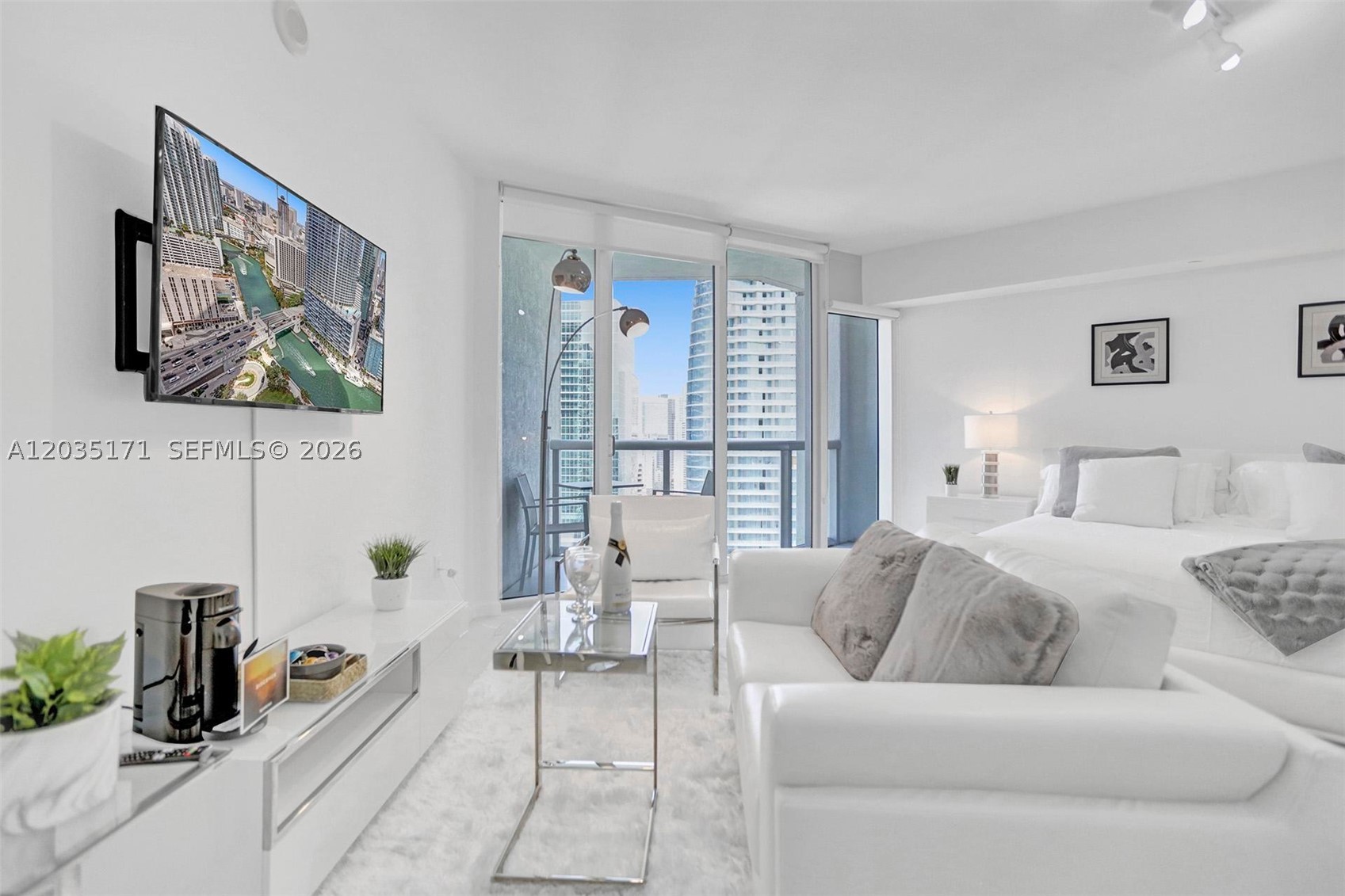image Icon Brickell I4