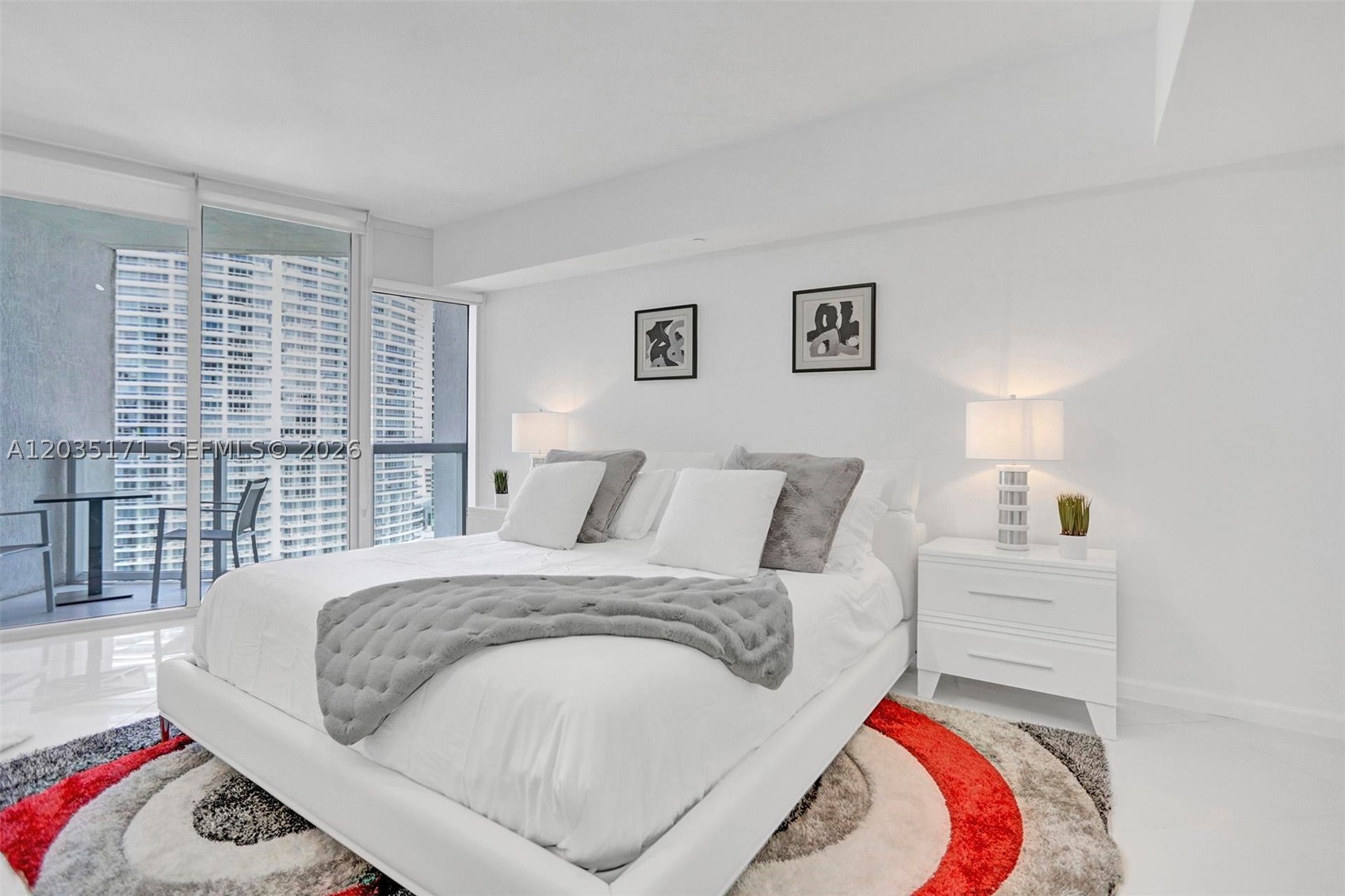 image Icon Brickell I5