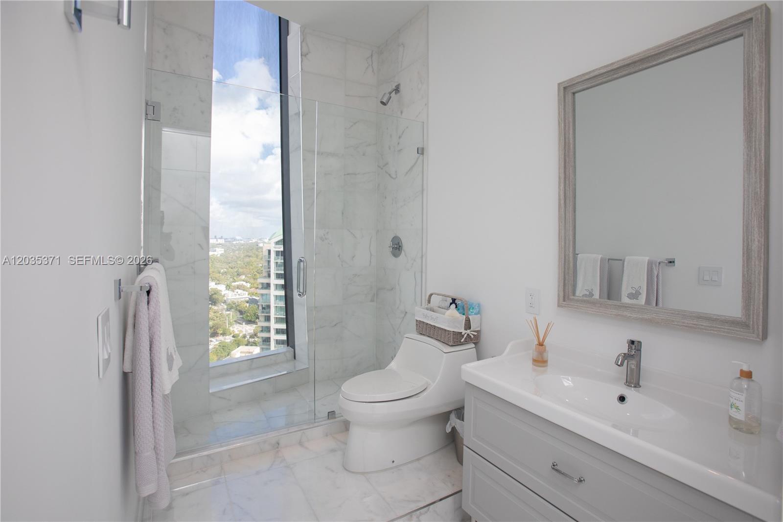 2821 S Bayshore #20D Miami, FL 33133