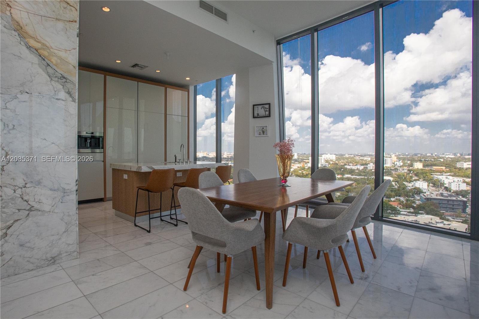2821 S Bayshore #20D Miami, FL 33133