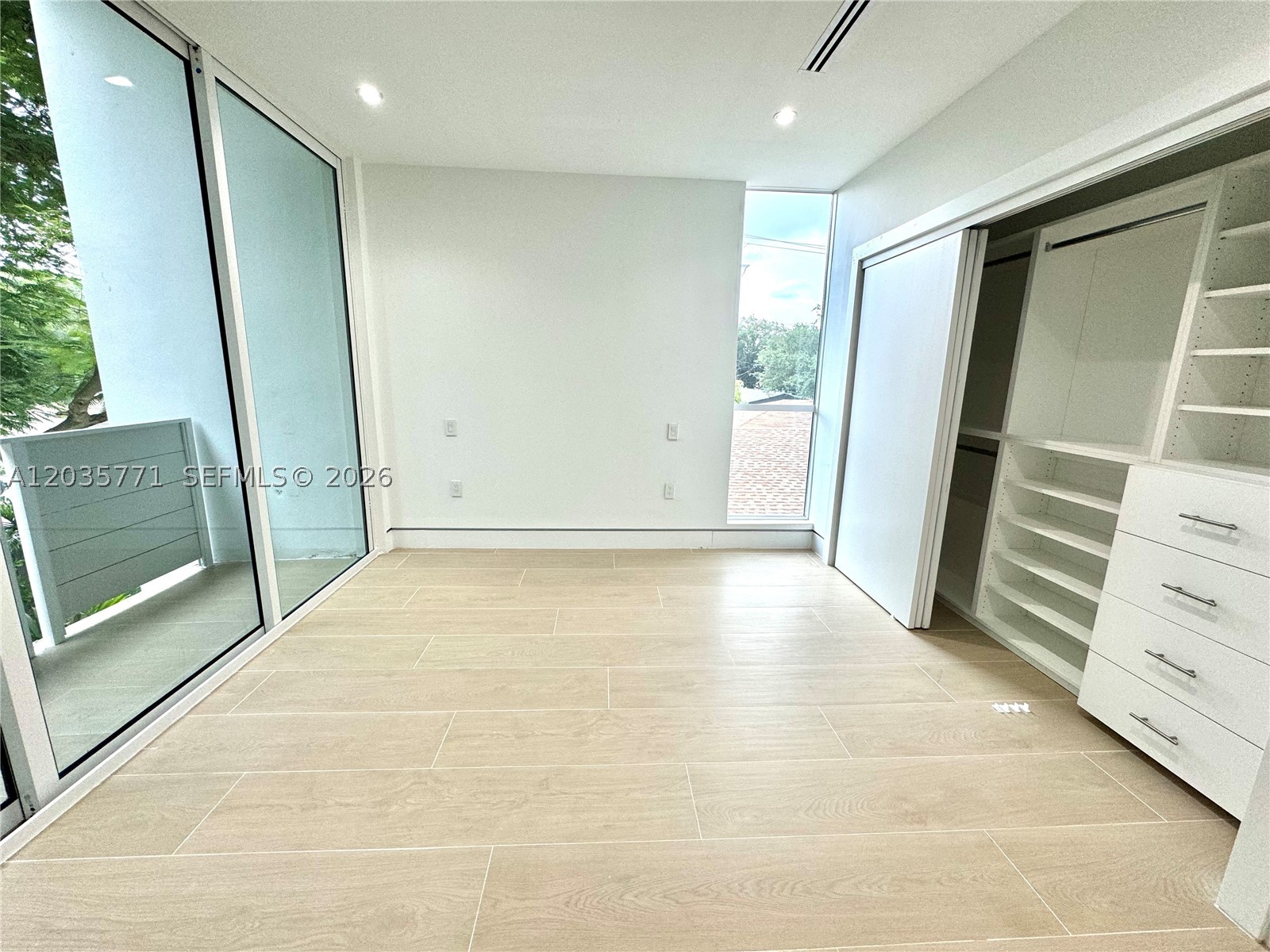 5728 NW 5th Ct #TH-1 Miami, FL 33127