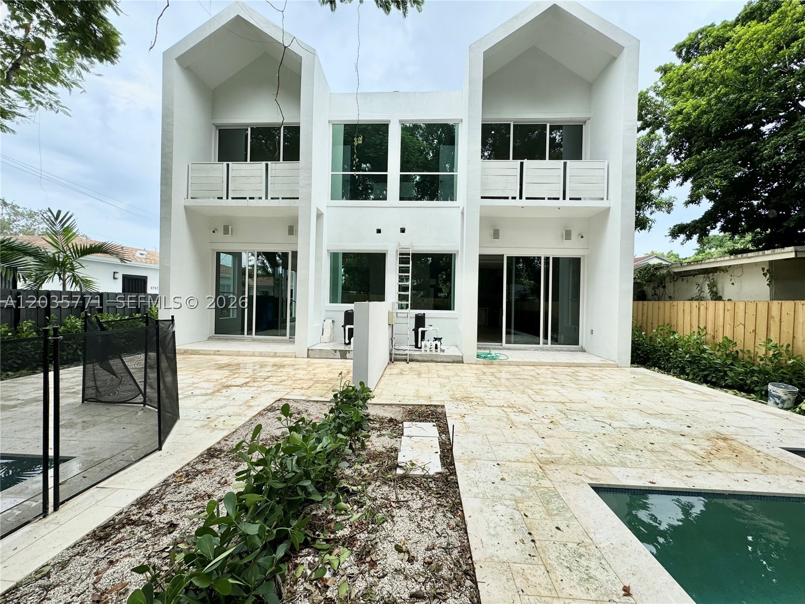 5728 NW 5th Ct #TH-1 Miami, FL 33127