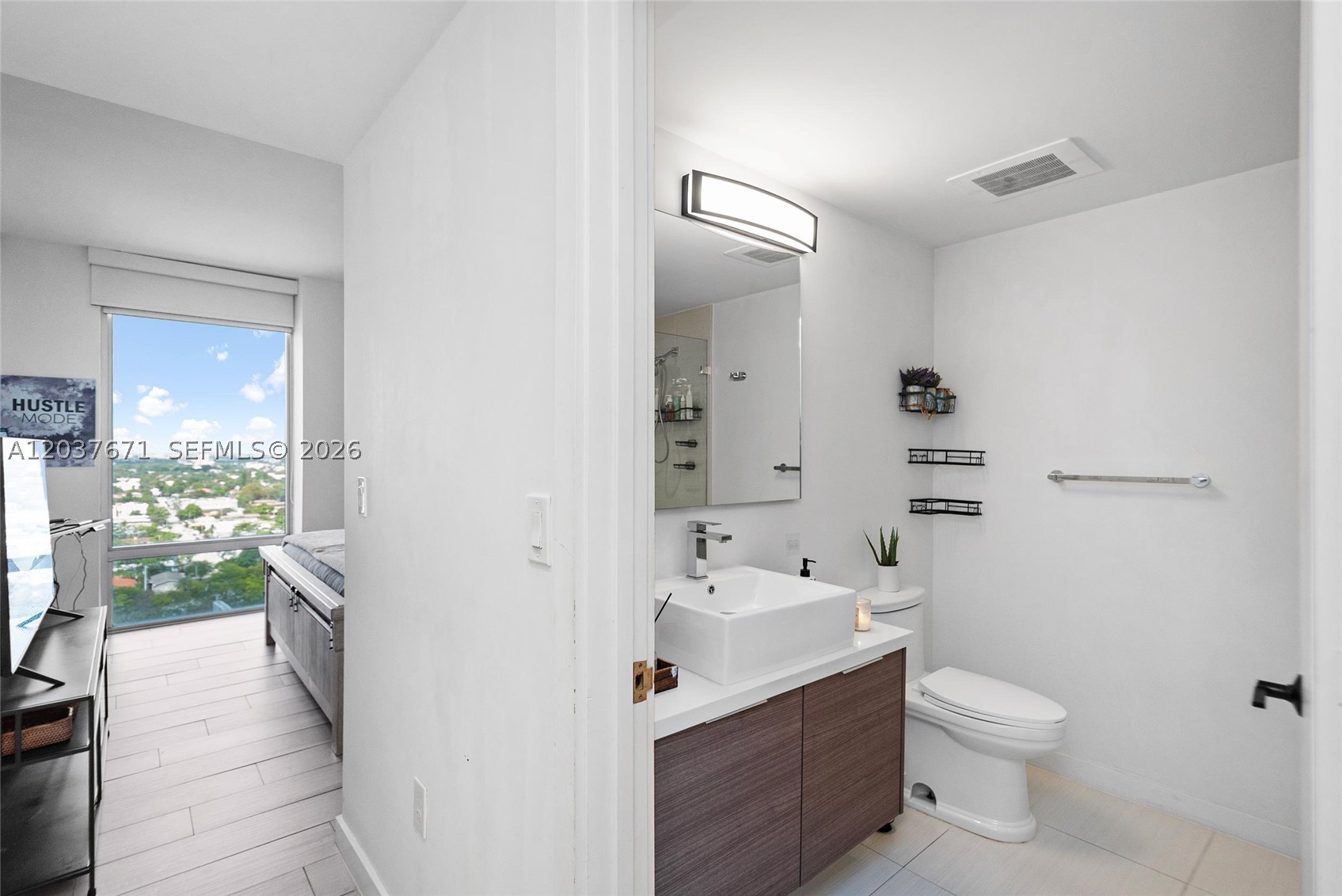 image Brickell Ten12