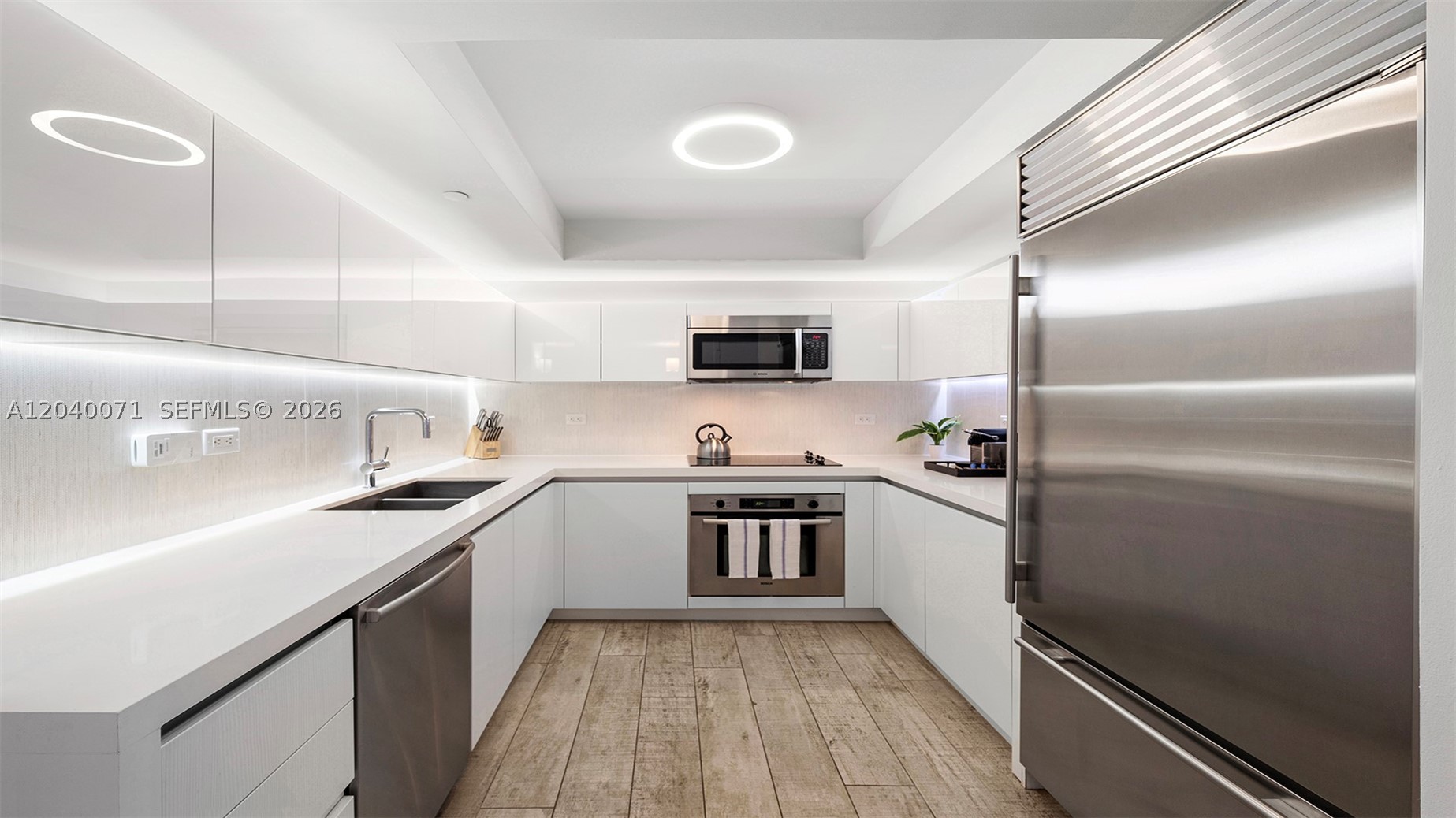 102 24th #1545 Miami Beach, FL 33139