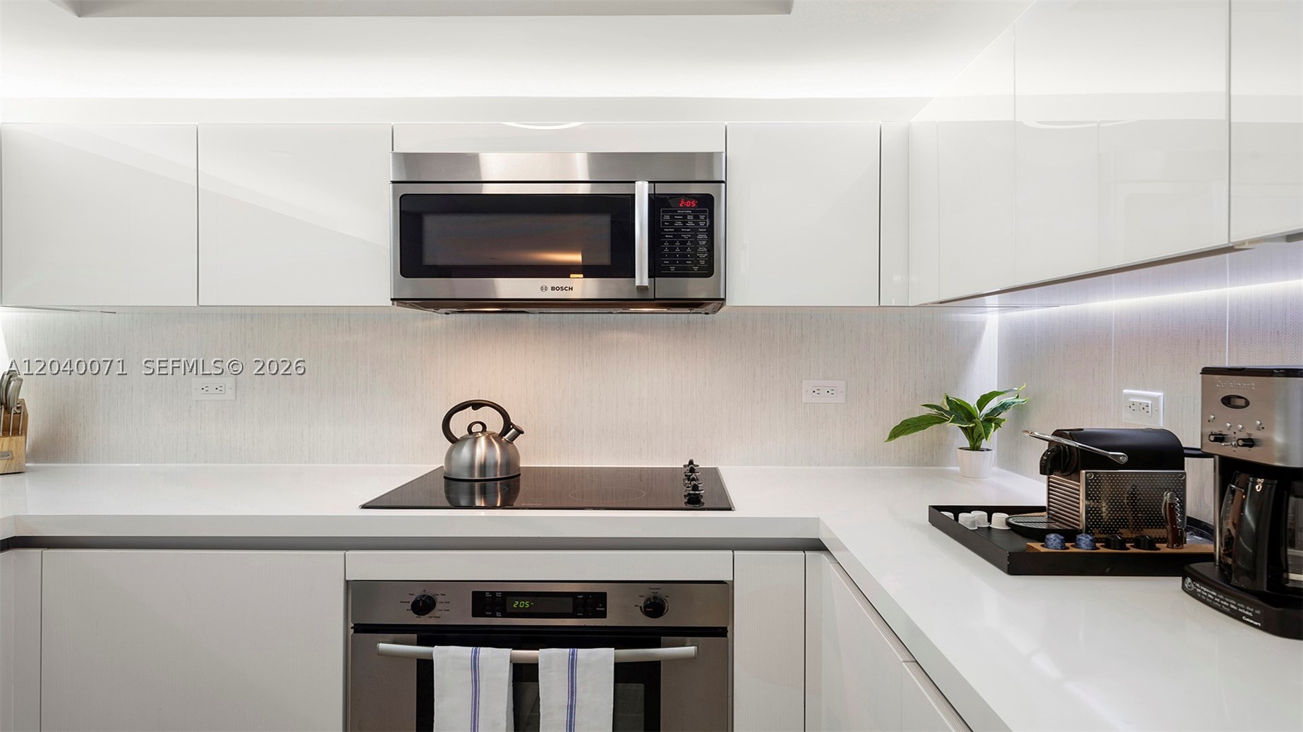 102 24th #1545 Miami Beach, FL 33139