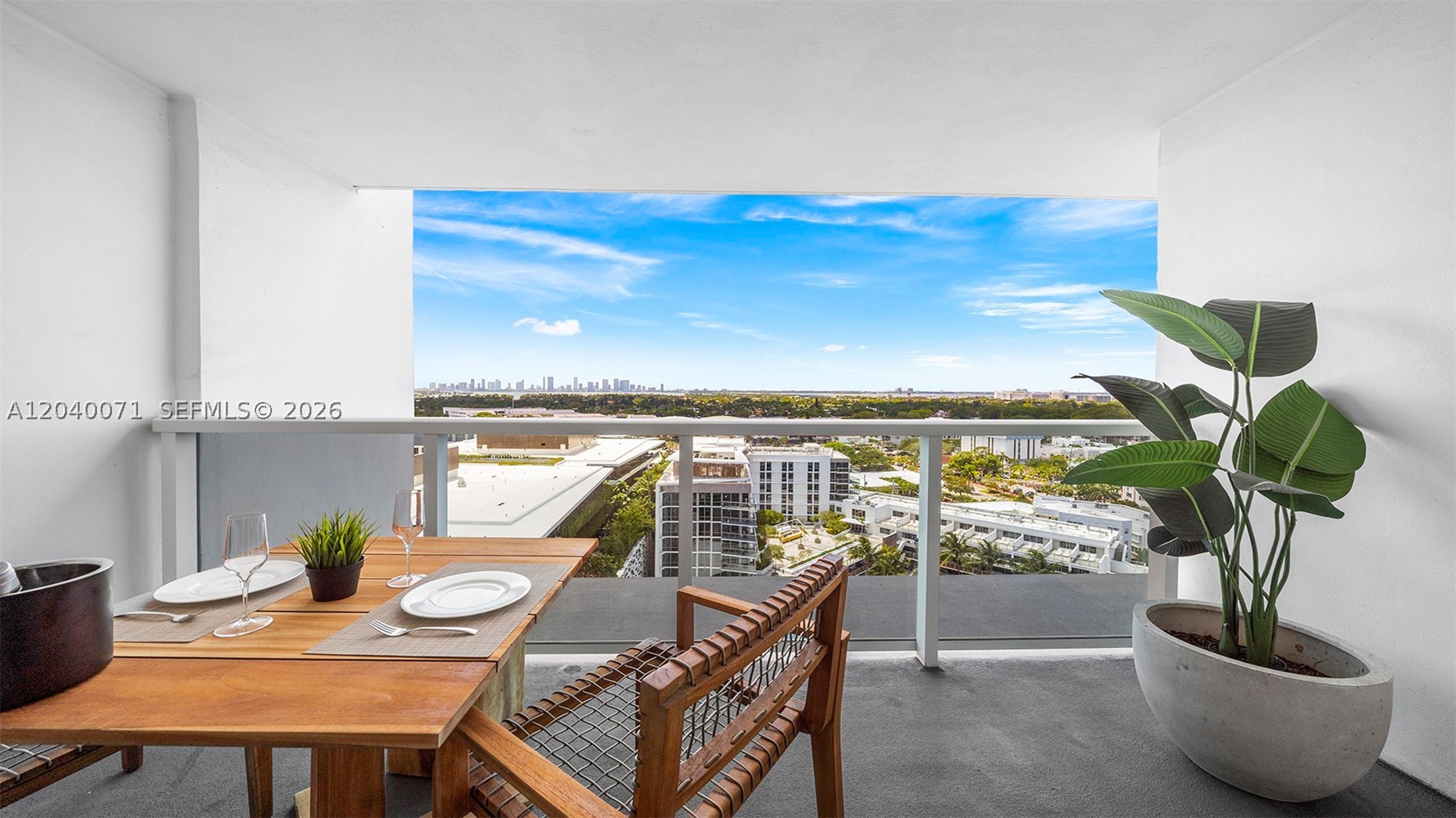 102 24th #1545 Miami Beach, FL 33139