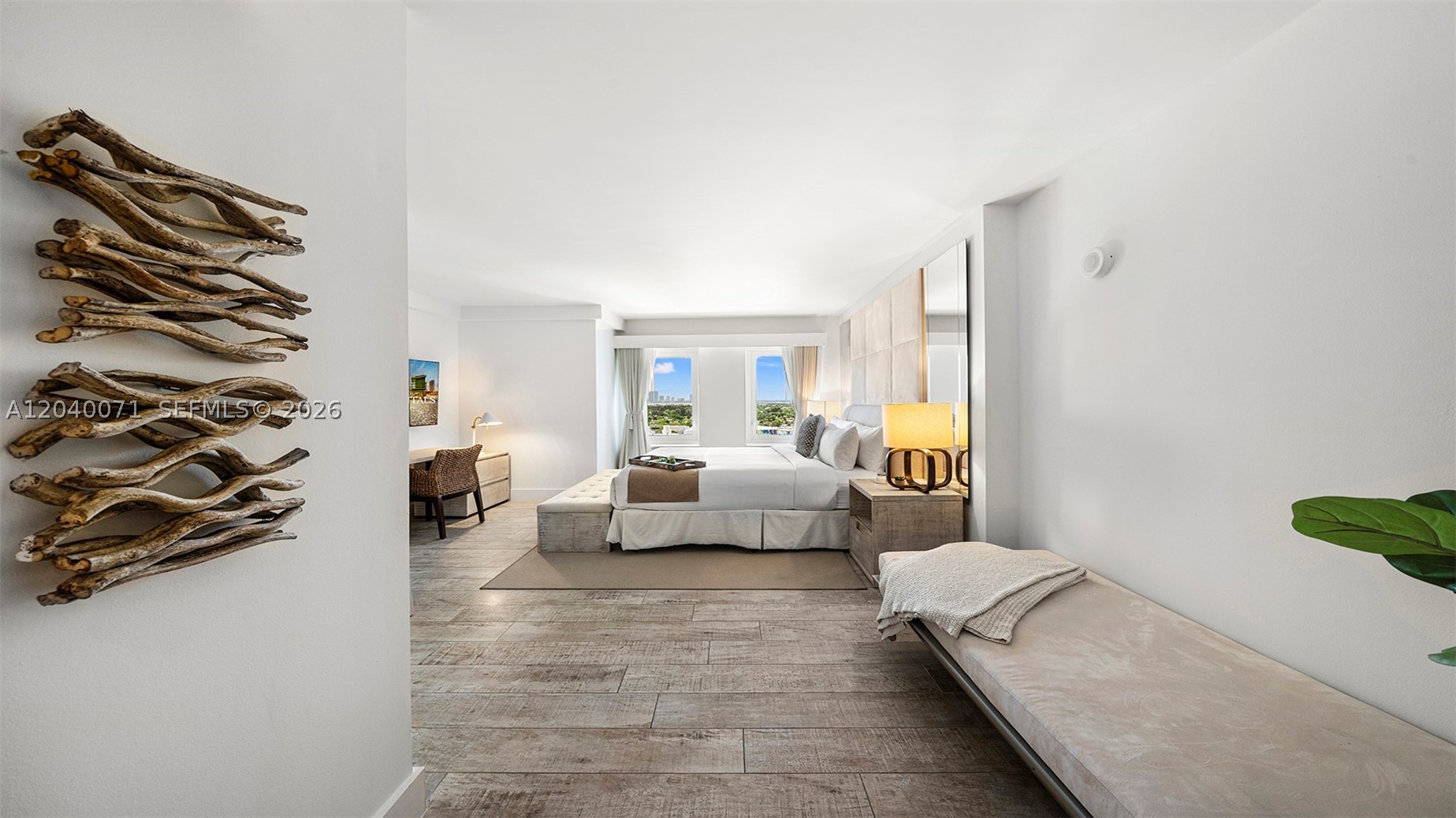 102 24th #1545 Miami Beach, FL 33139