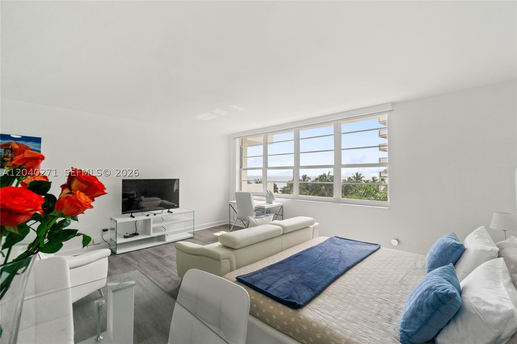 100 Lincoln Rd #538