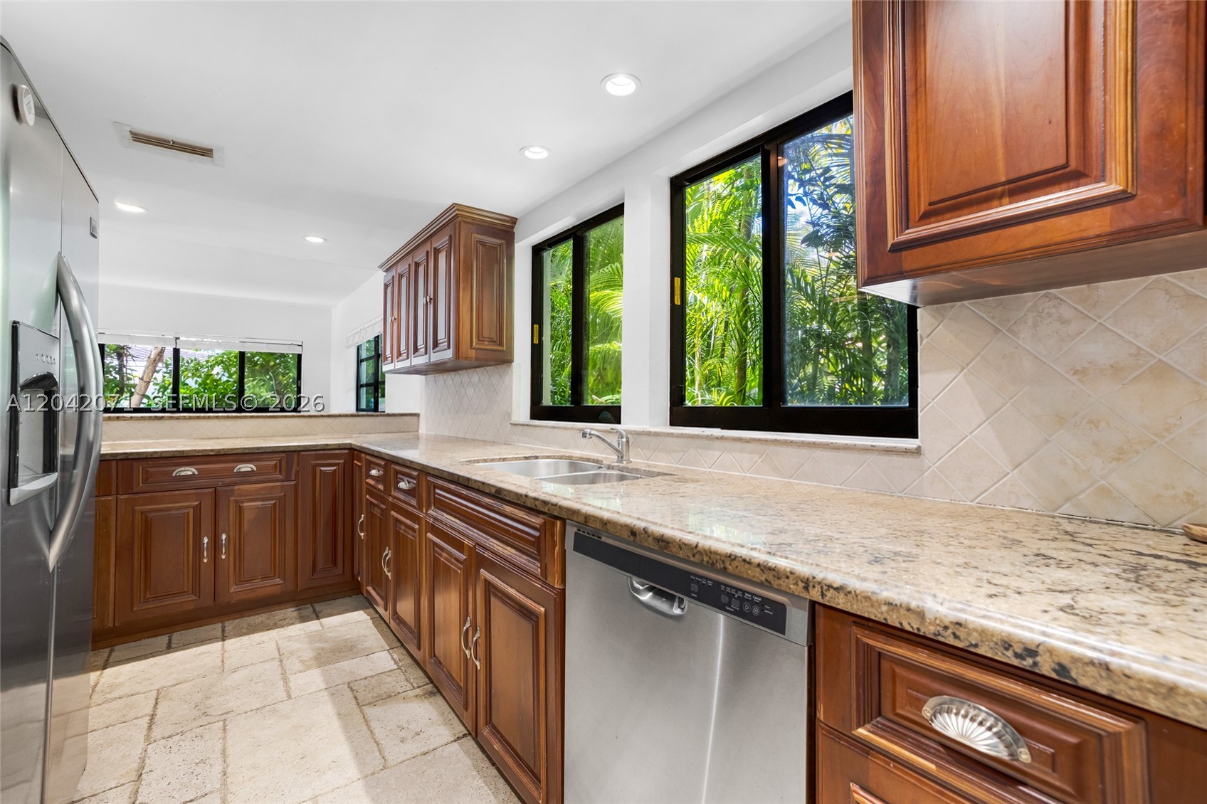 920 Aguero Ave Coral Gables, FL 33146