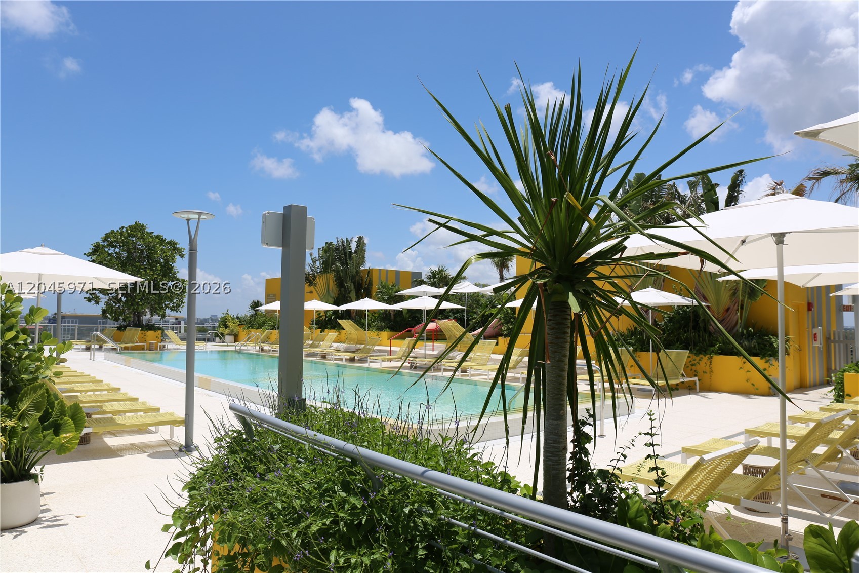 90 NE 32nd St #702 Miami, FL 33137