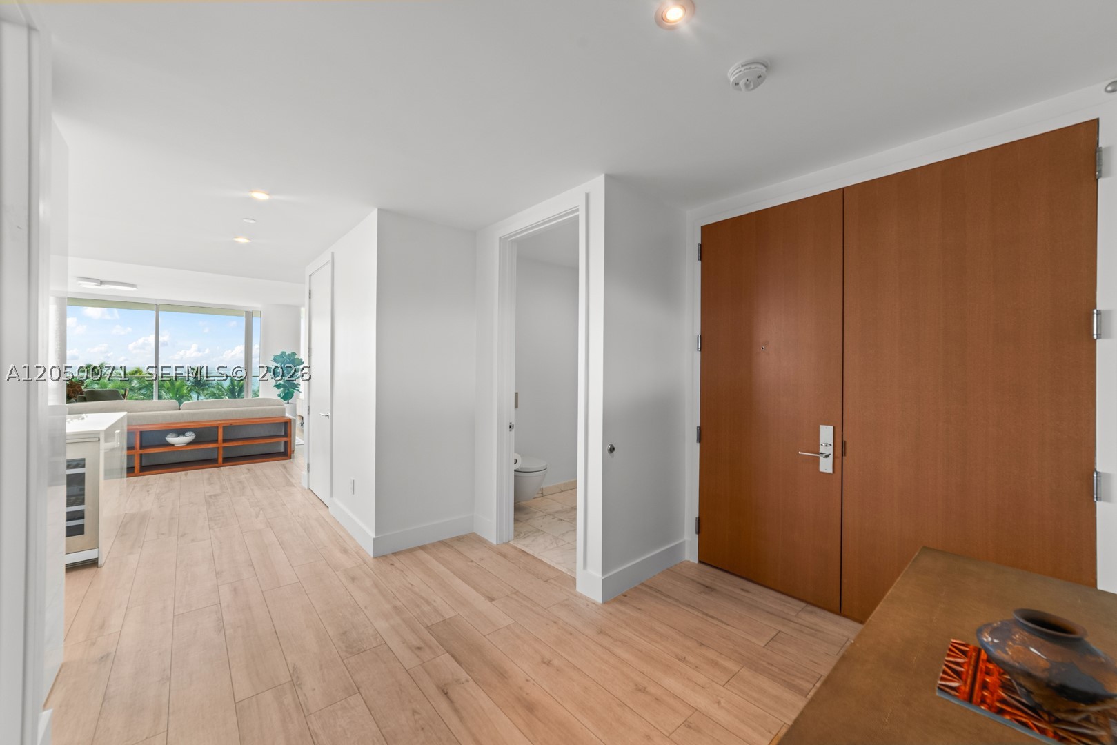 10203 Collins Ave #401 Bal Harbour, FL 33154