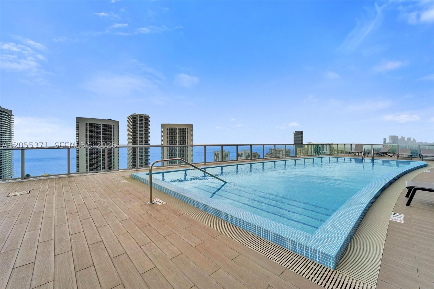 image Beachwalk Condominium108
