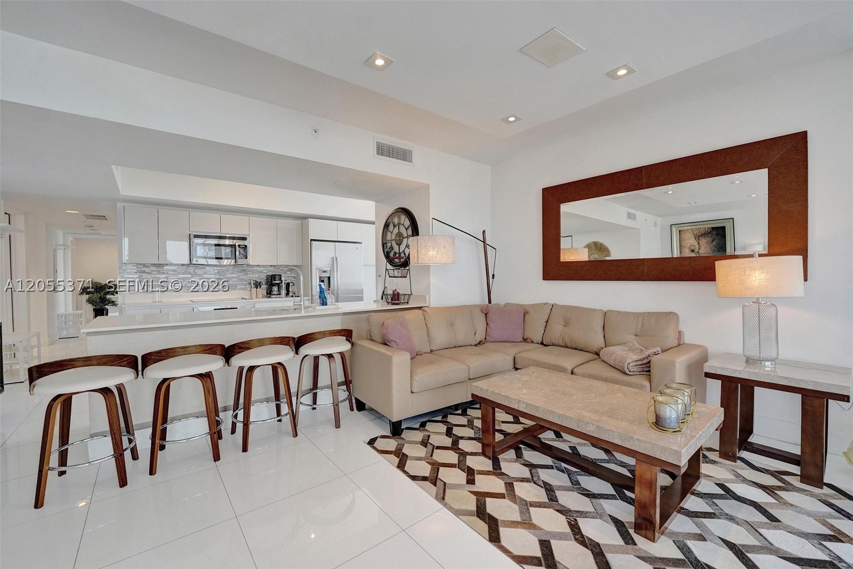 image Beachwalk Condominium11