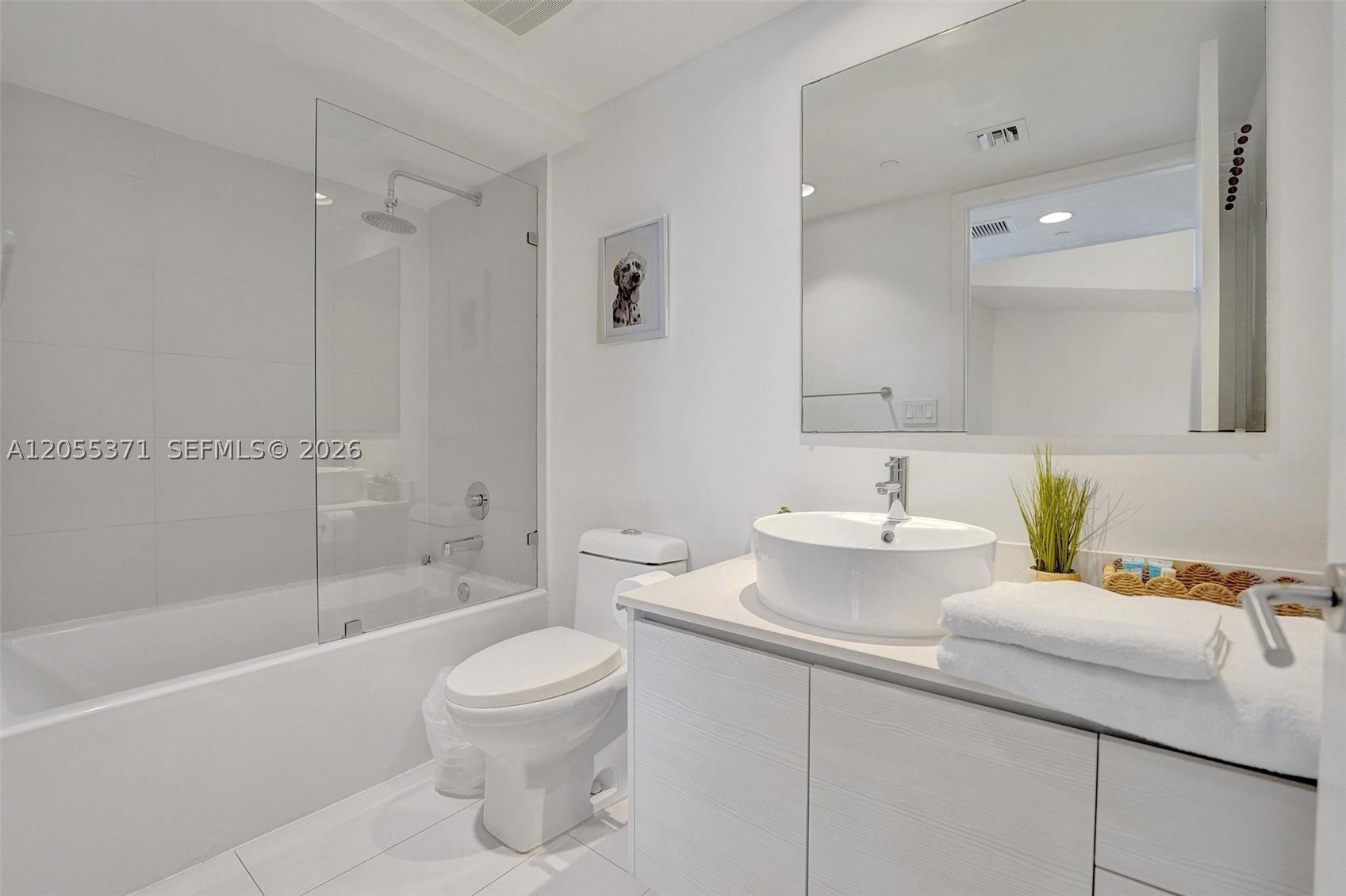 image Beachwalk Condominium33