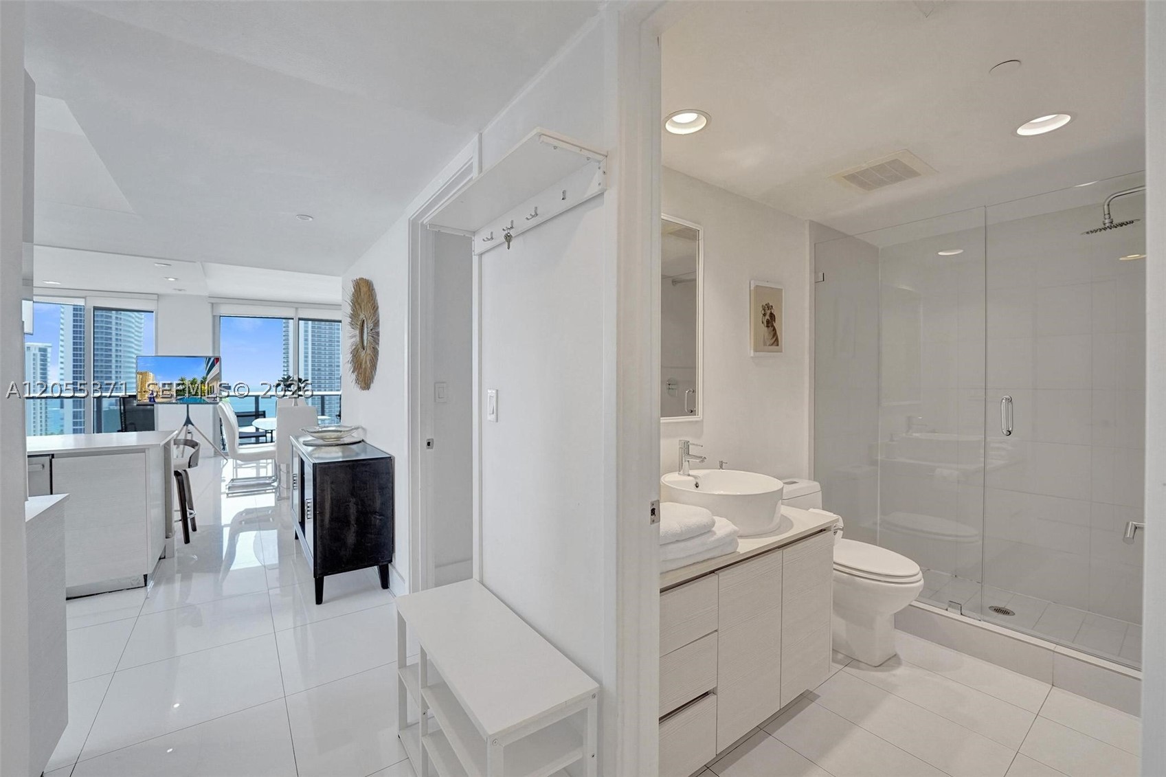 image Beachwalk Condominium39