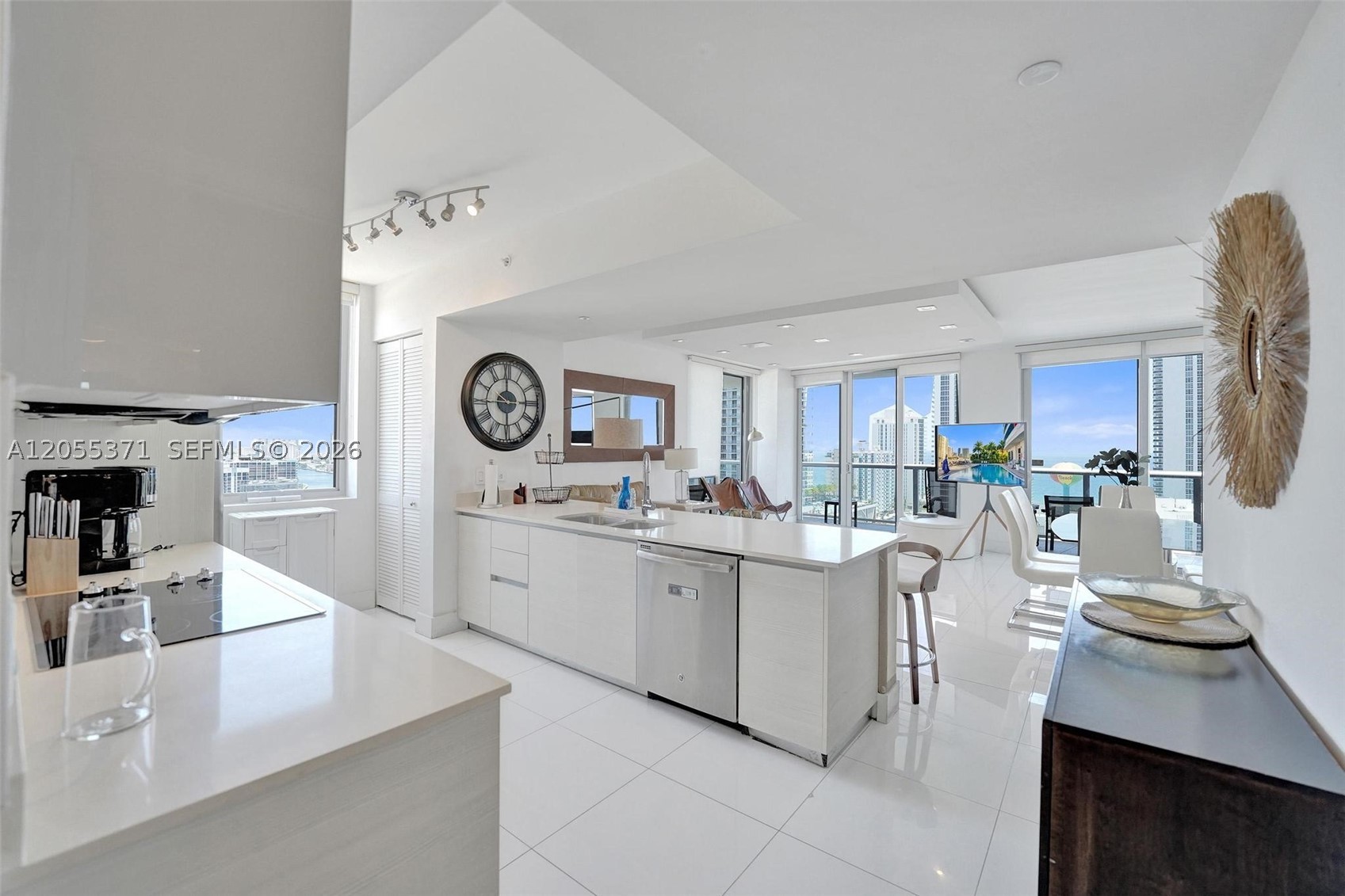 image Beachwalk Condominium45